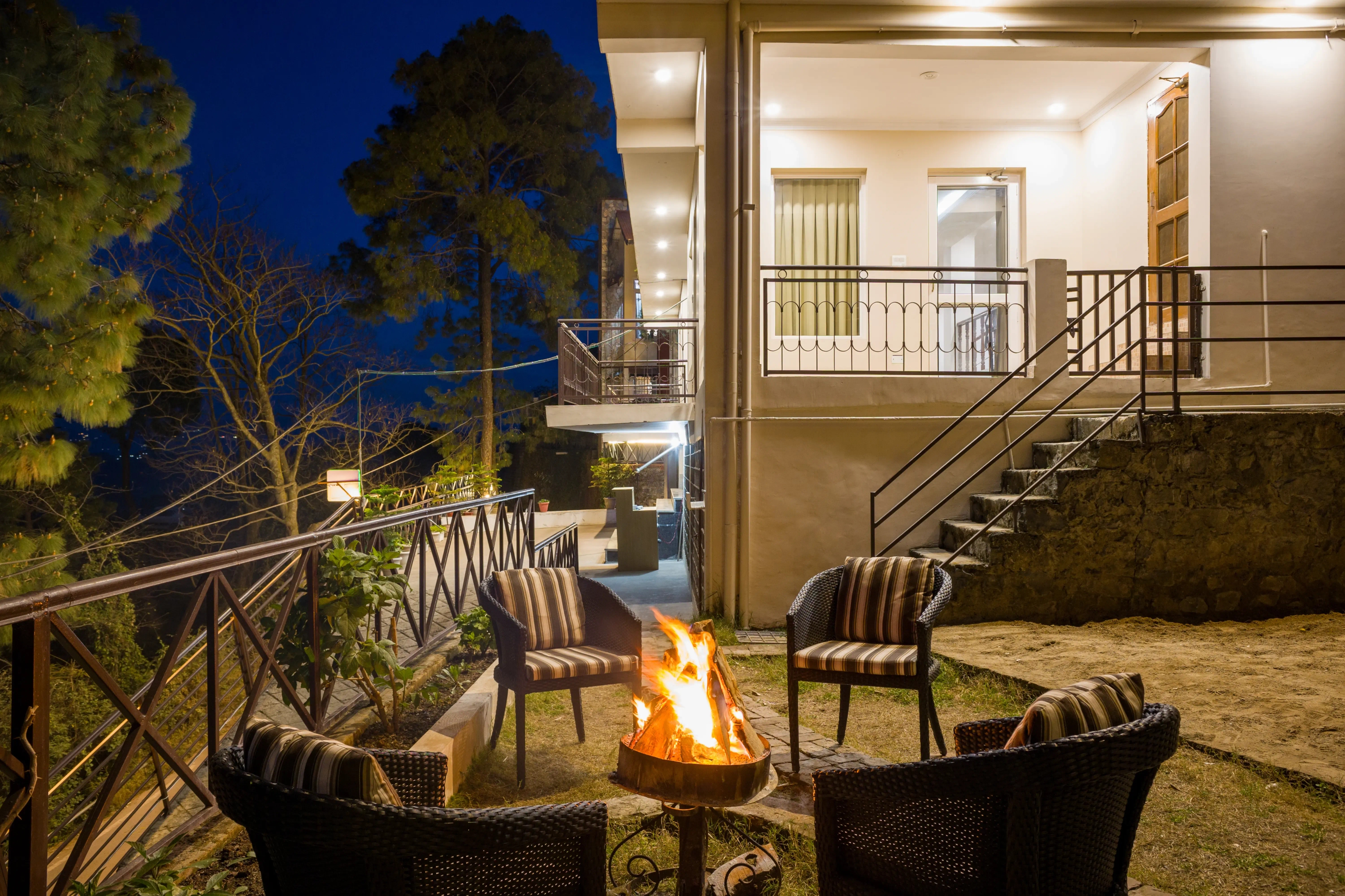 Captain’s Nest | 3-BHK Hilltop Hideaway With Garden & Scenic Views — photo 1