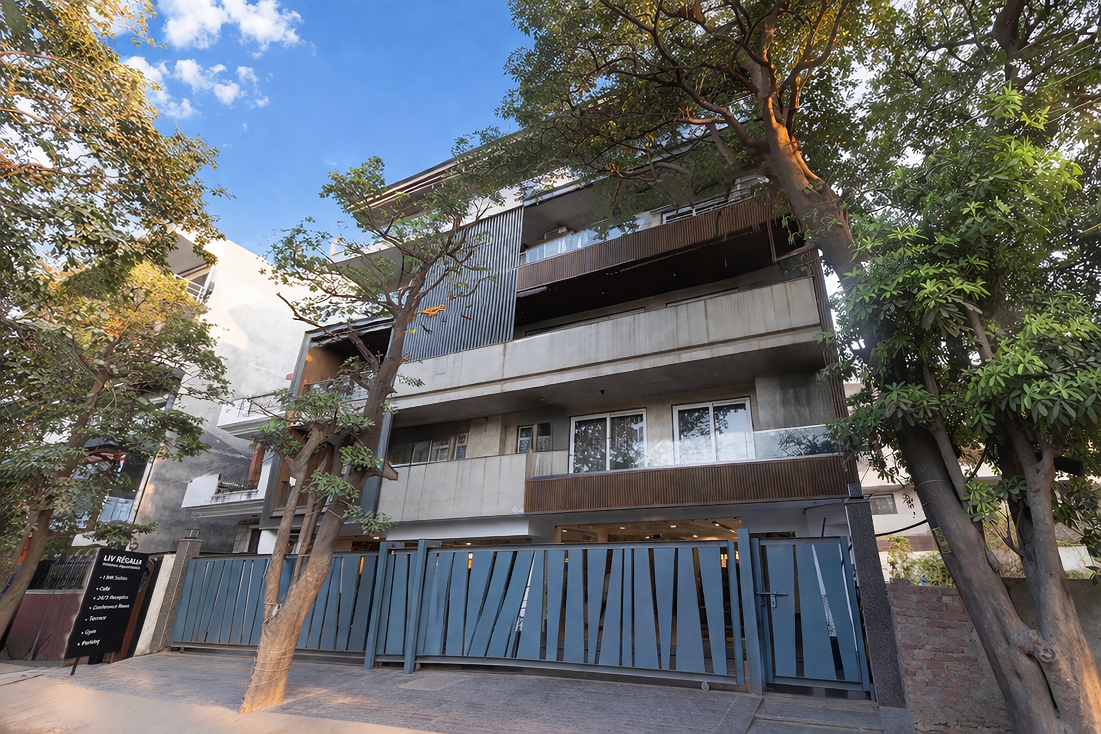 Liv Regalia Serviced Apartments | 1-BHK With Balcony with Restaurant, Lift, Gym & Conference Room | 1 km from Millennium City Centre
