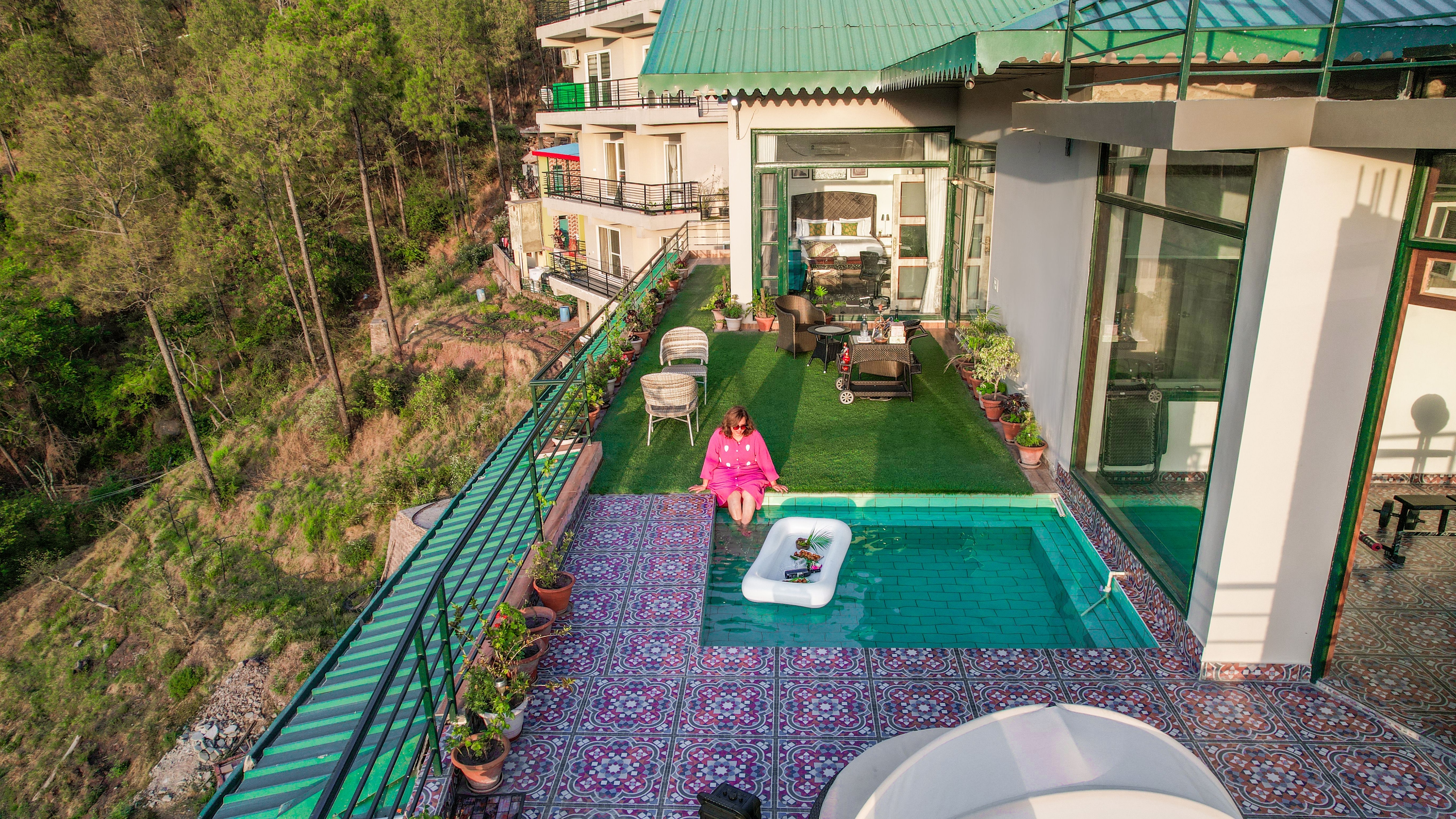Dilli House | 3-BHK Rooftop Villa with Private Plunge Pool, Jacuzzi, and Gym — photo 1