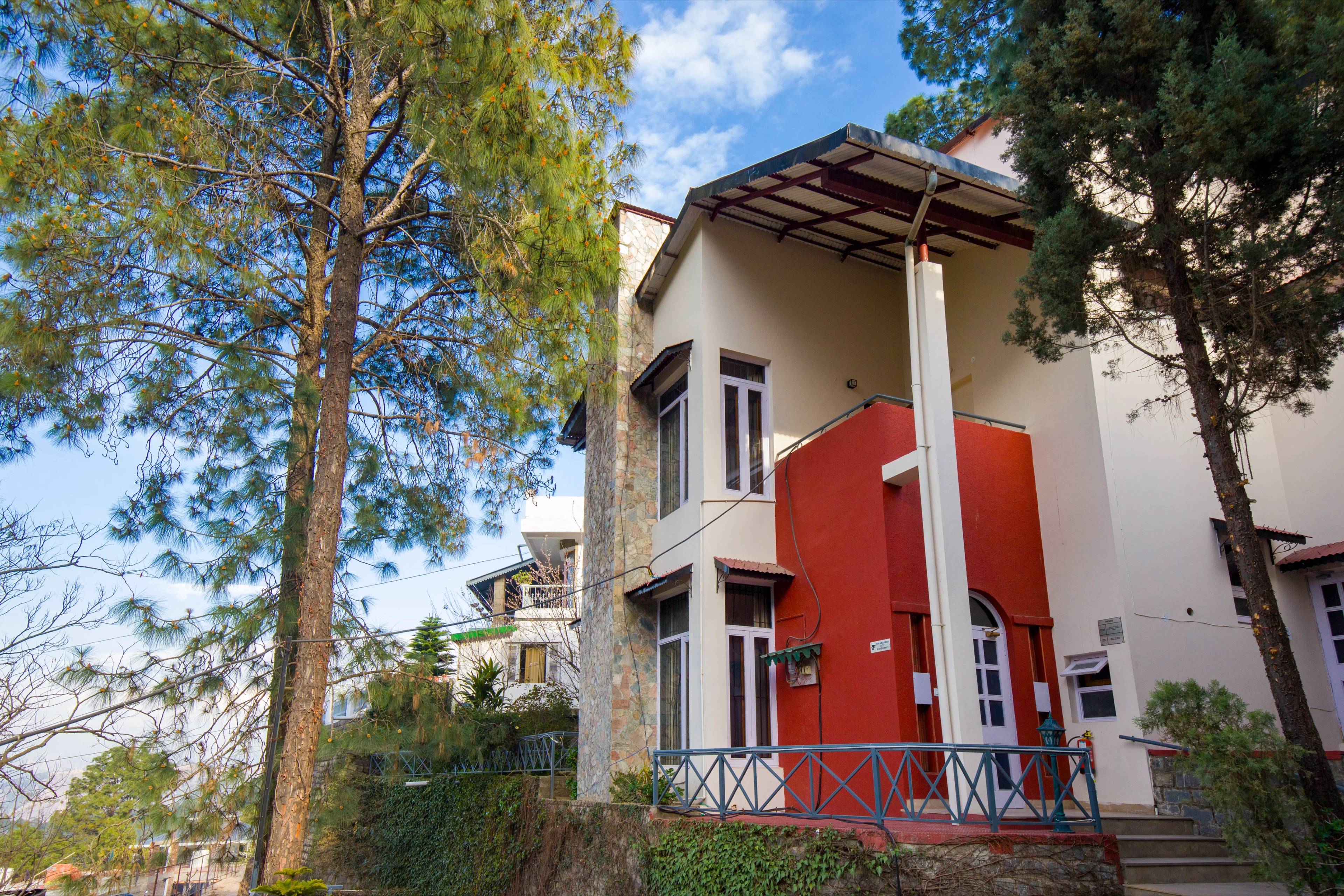 Mehar Villa | 3-BHK Hillside Retreat With Garden & Scenic Views