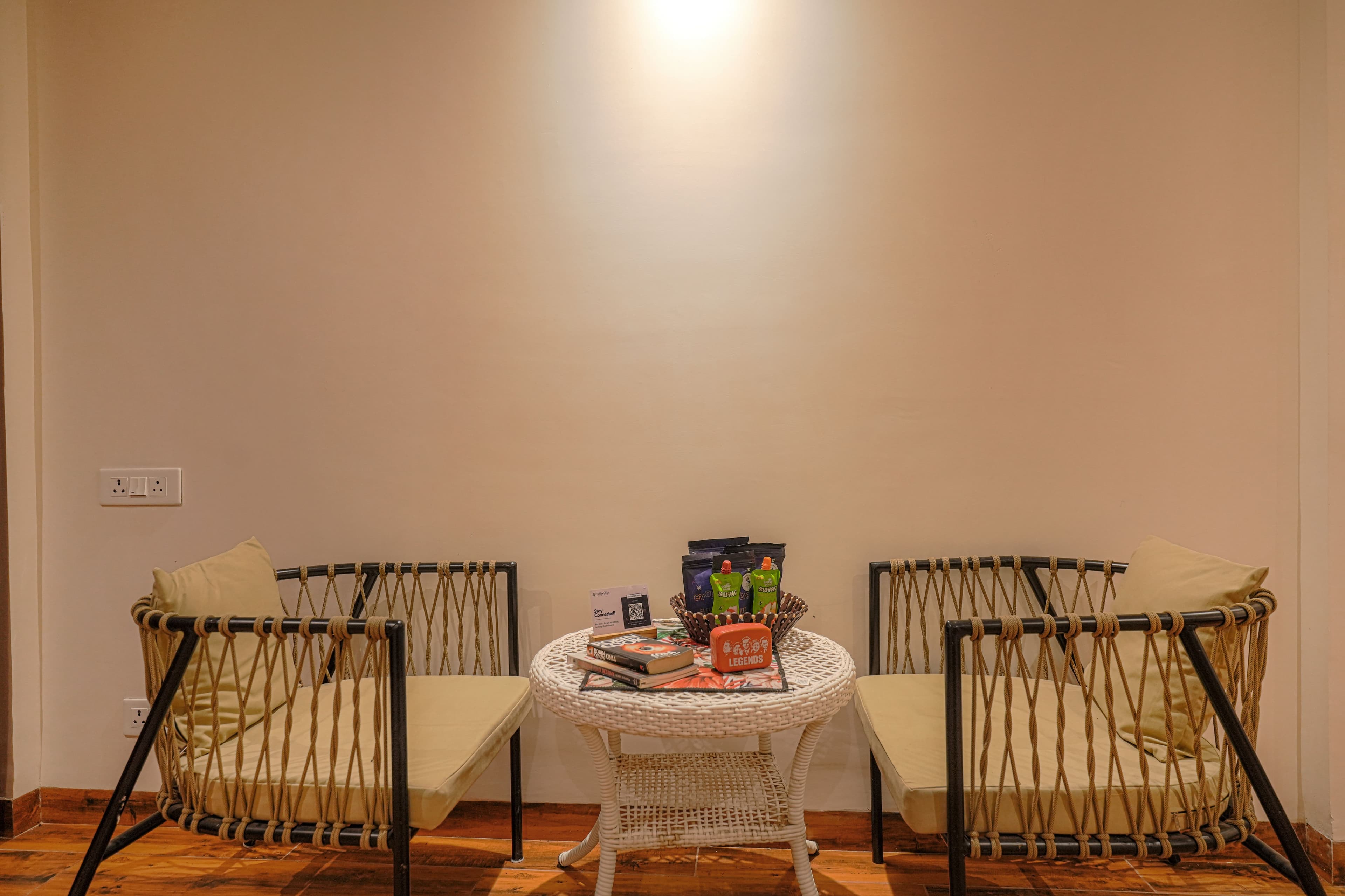 Dilli Suites Blush | Hillside Room With AC, Common Pool & Scenic Views - Image 7