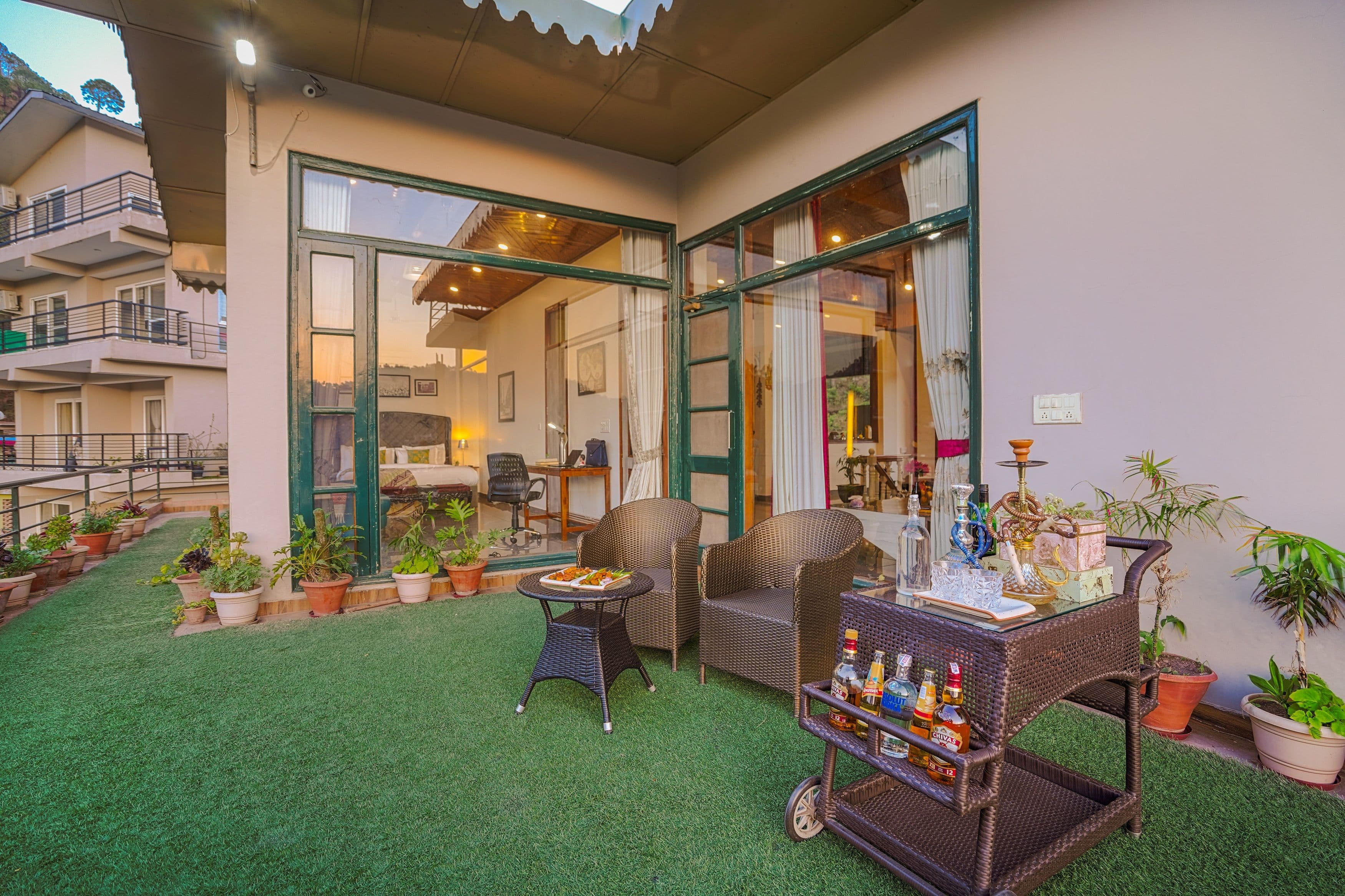 Dilli House | 3-BHK Rooftop Villa with Private Plunge Pool, Jacuzzi, and Gym - Image 27