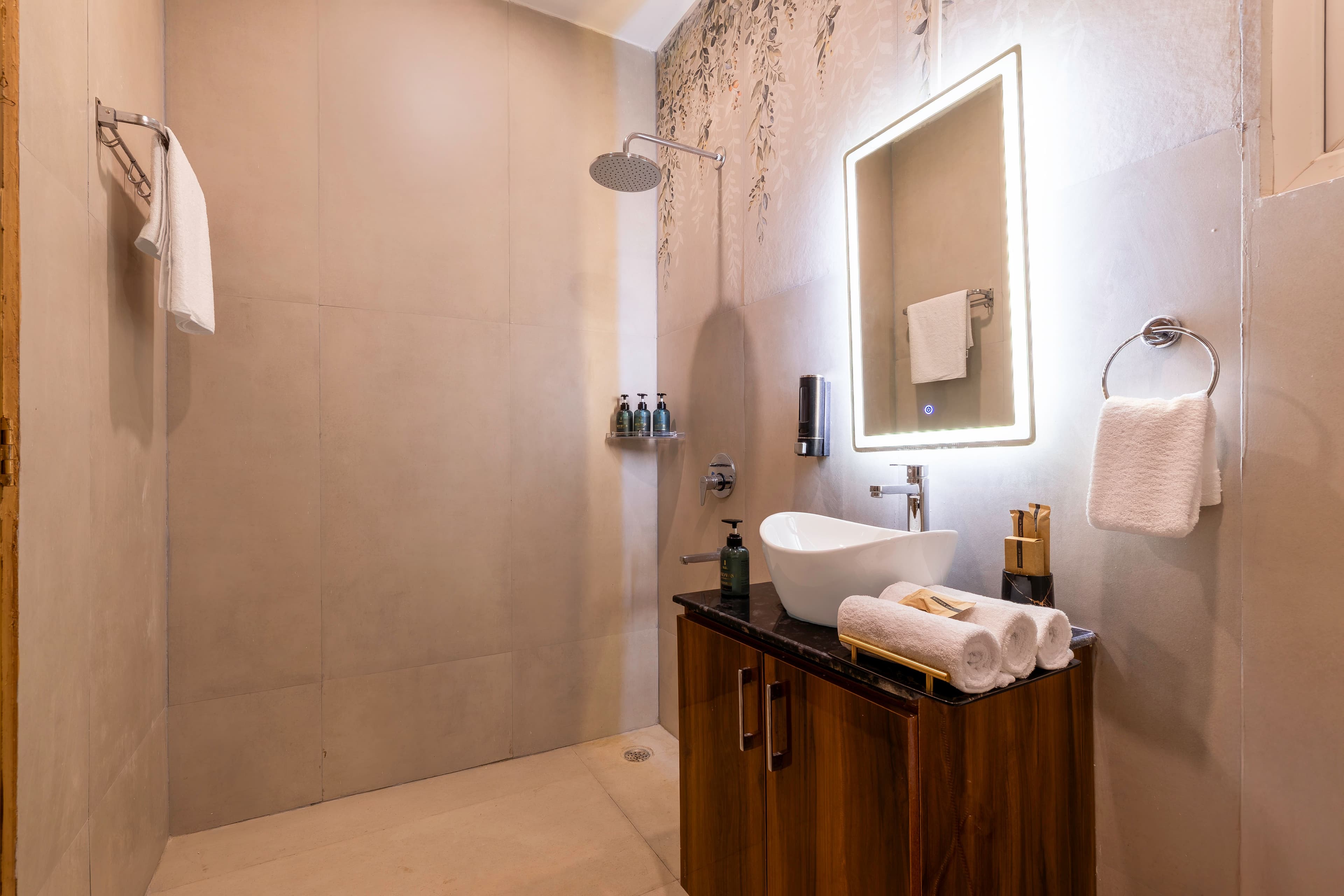Vedaaz Farms | Pet-friendly 4-BHK Farmhouse With Private Outdoor Pool and Garden area - Image 18
