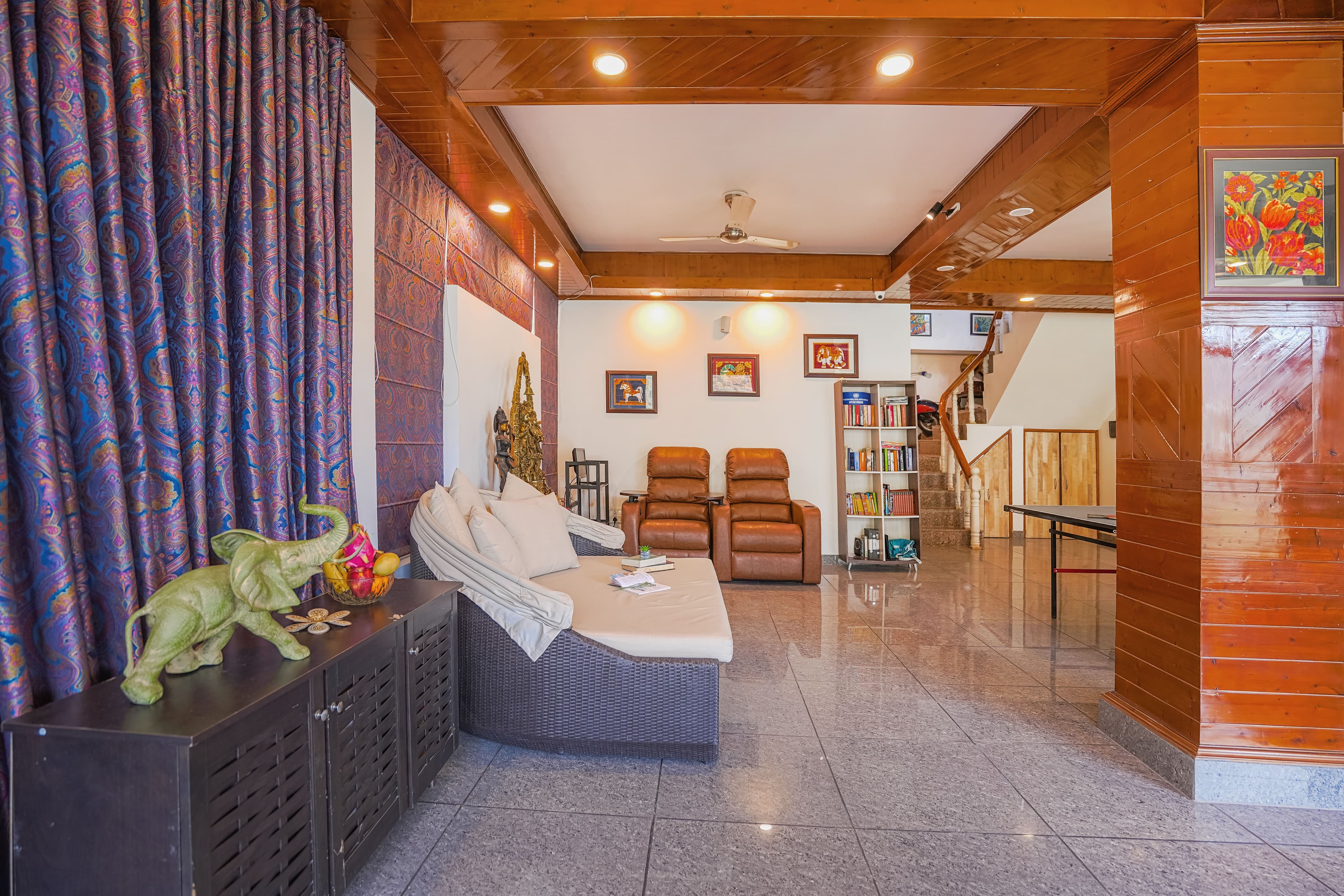 Dilli House | 3-BHK Rooftop Villa with Private Plunge Pool, Jacuzzi, and Gym - Image 33