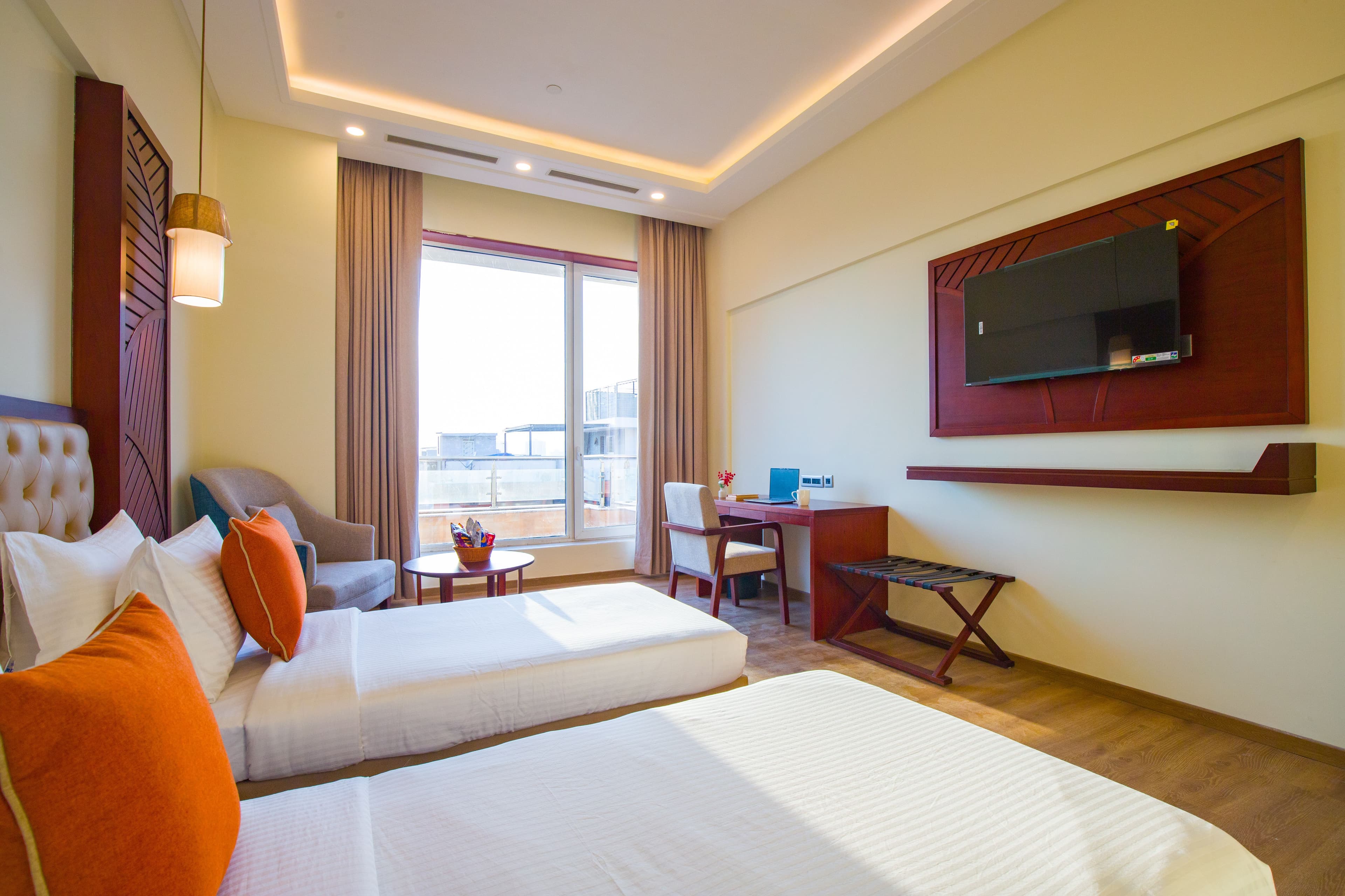 Eternal Oasis City View Suite | Serene 1-Room With Restaurant & Celebration Venue | Golf Course Road - Image 18