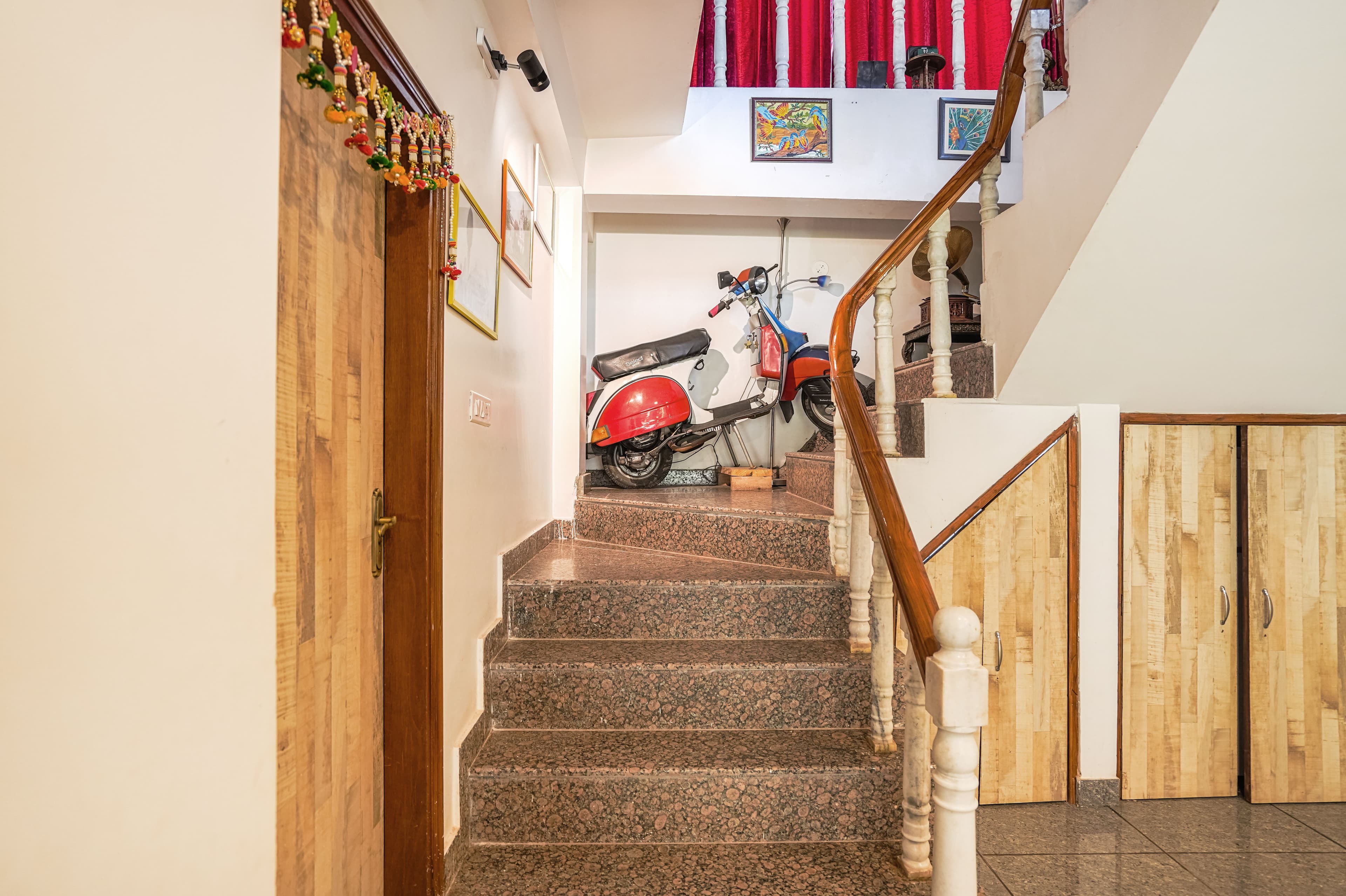 Dilli House | 3-BHK Rooftop Villa with Private Plunge Pool, Jacuzzi, and Gym - Image 35
