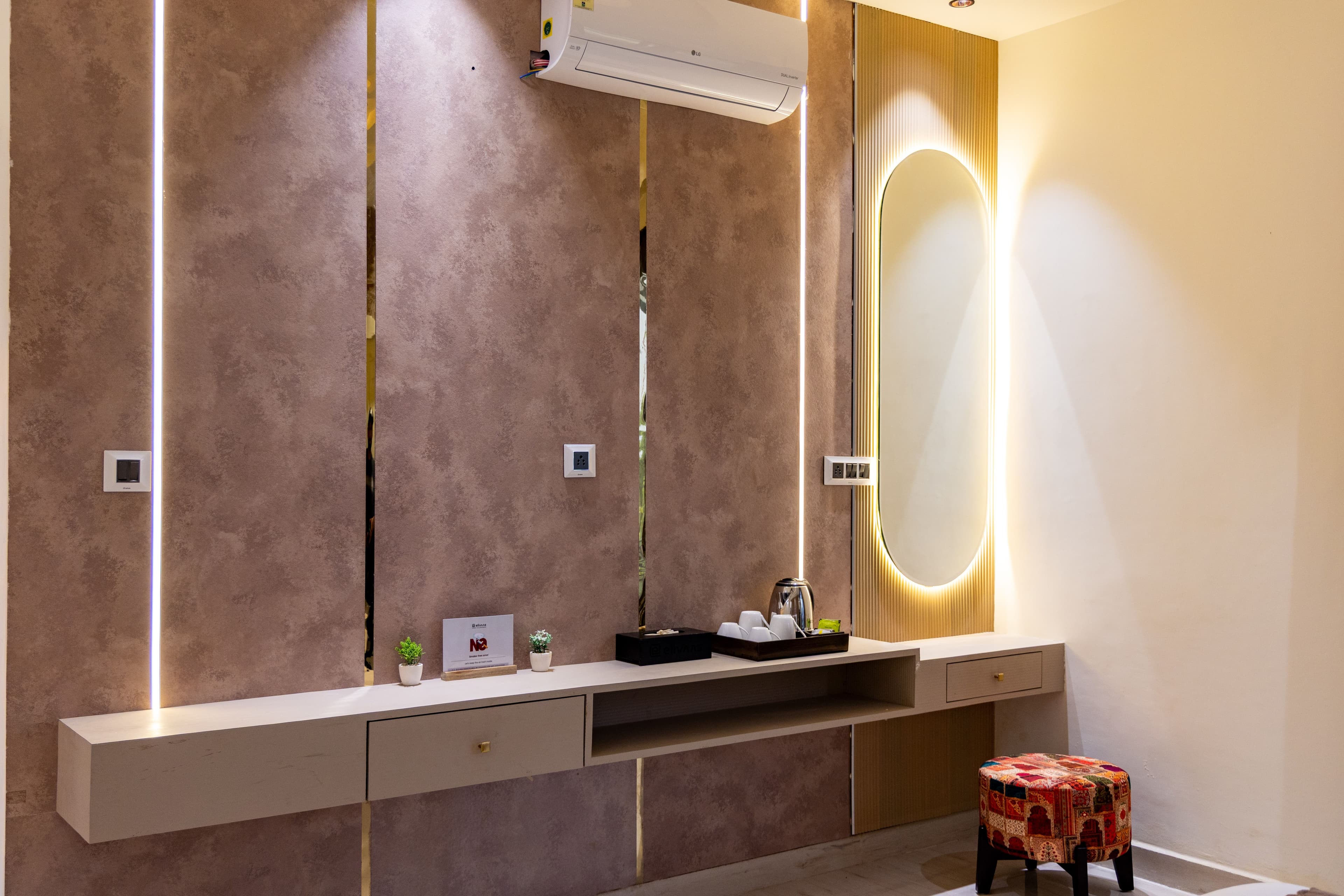 Shreya Blossom Retreat | 8-BHK Retreat With Private Pool, Gazebo, Garden, Bar & Scenic Aravali Views - Image 19