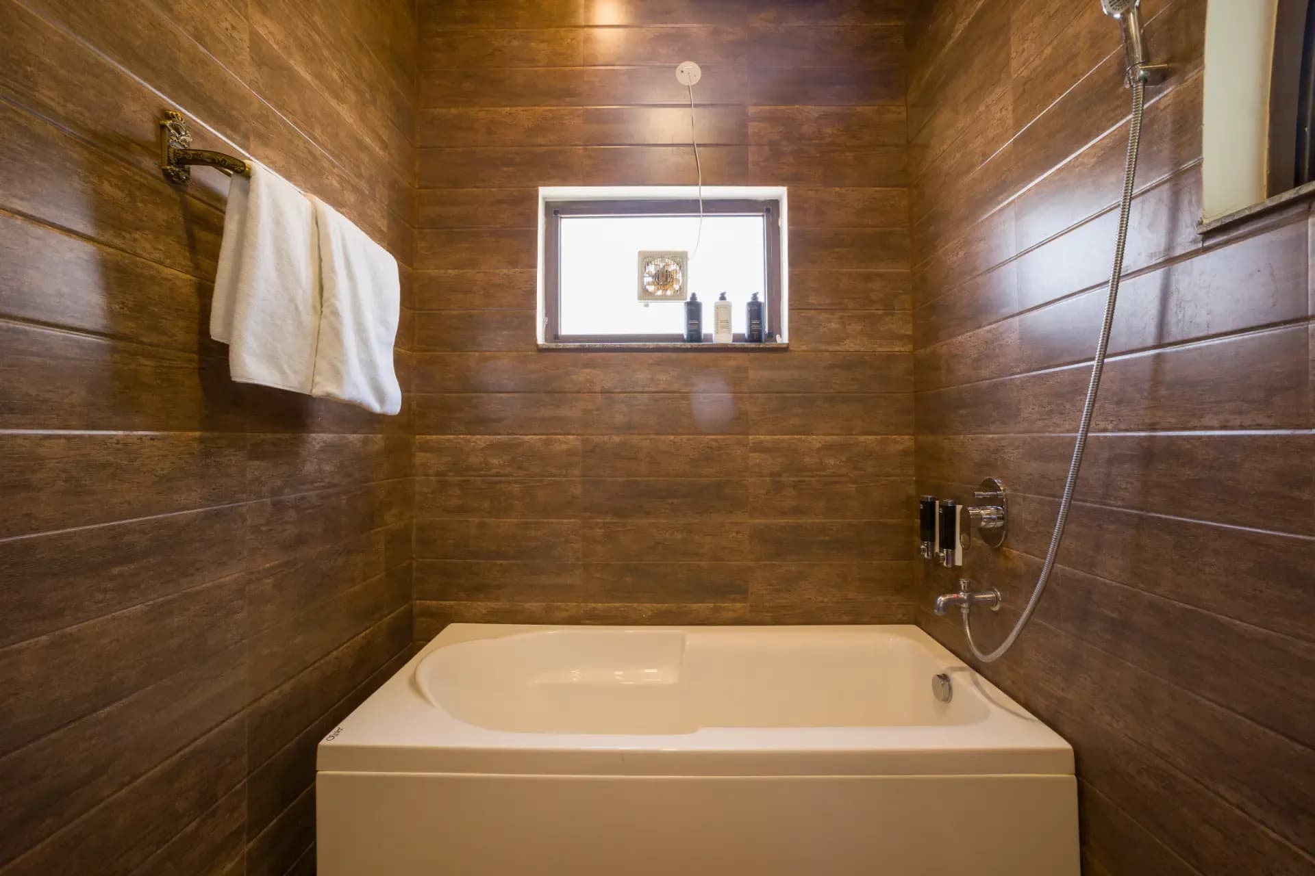 Rahta | 3-BHK Pet-friendly Retreat With Picturesque Balcony & Outdoor Patio - Image 28