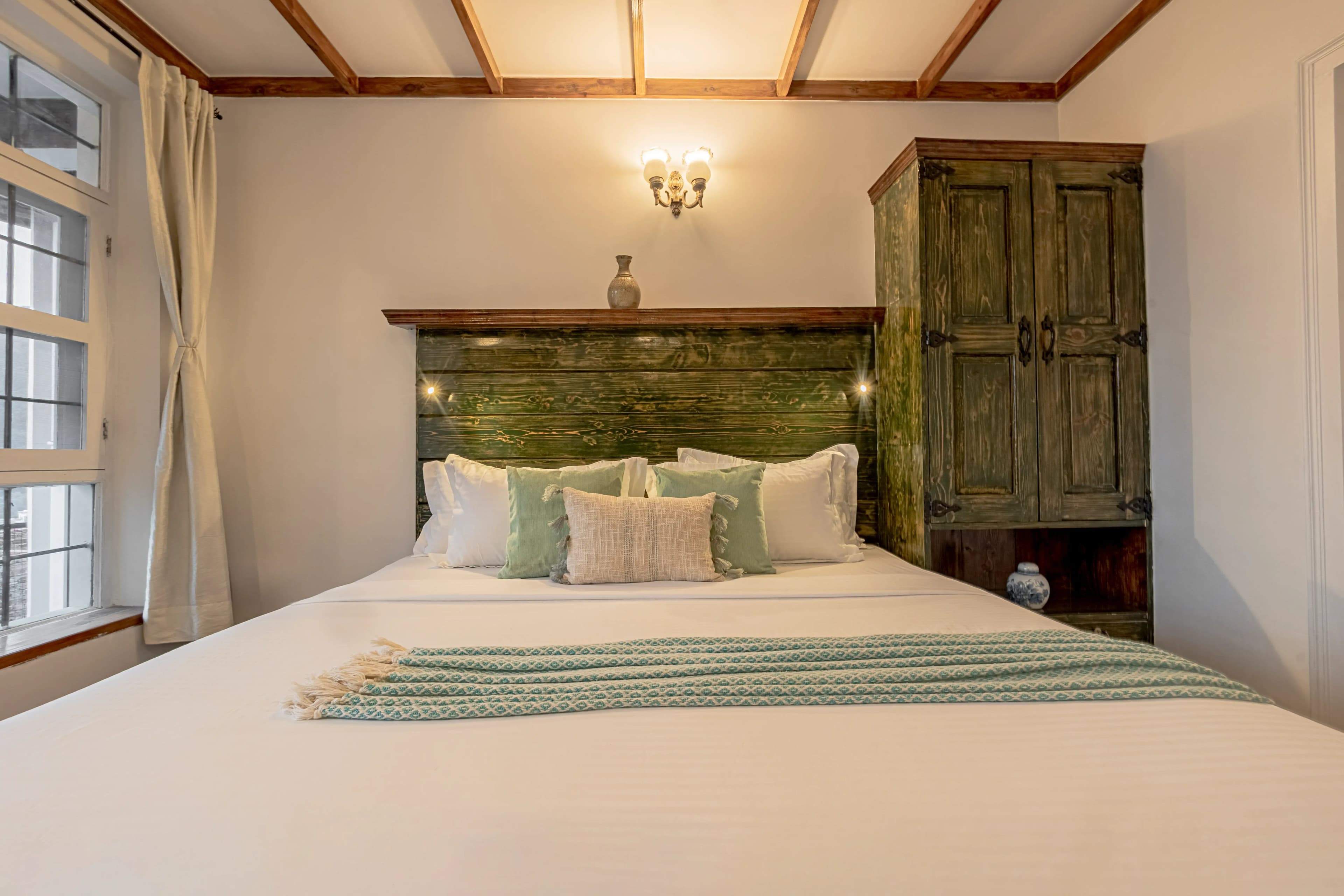 Farsauli 1°| Pet-friendly 3-BHK Hillside Getaway With Gazebo & Balcony - Image 13