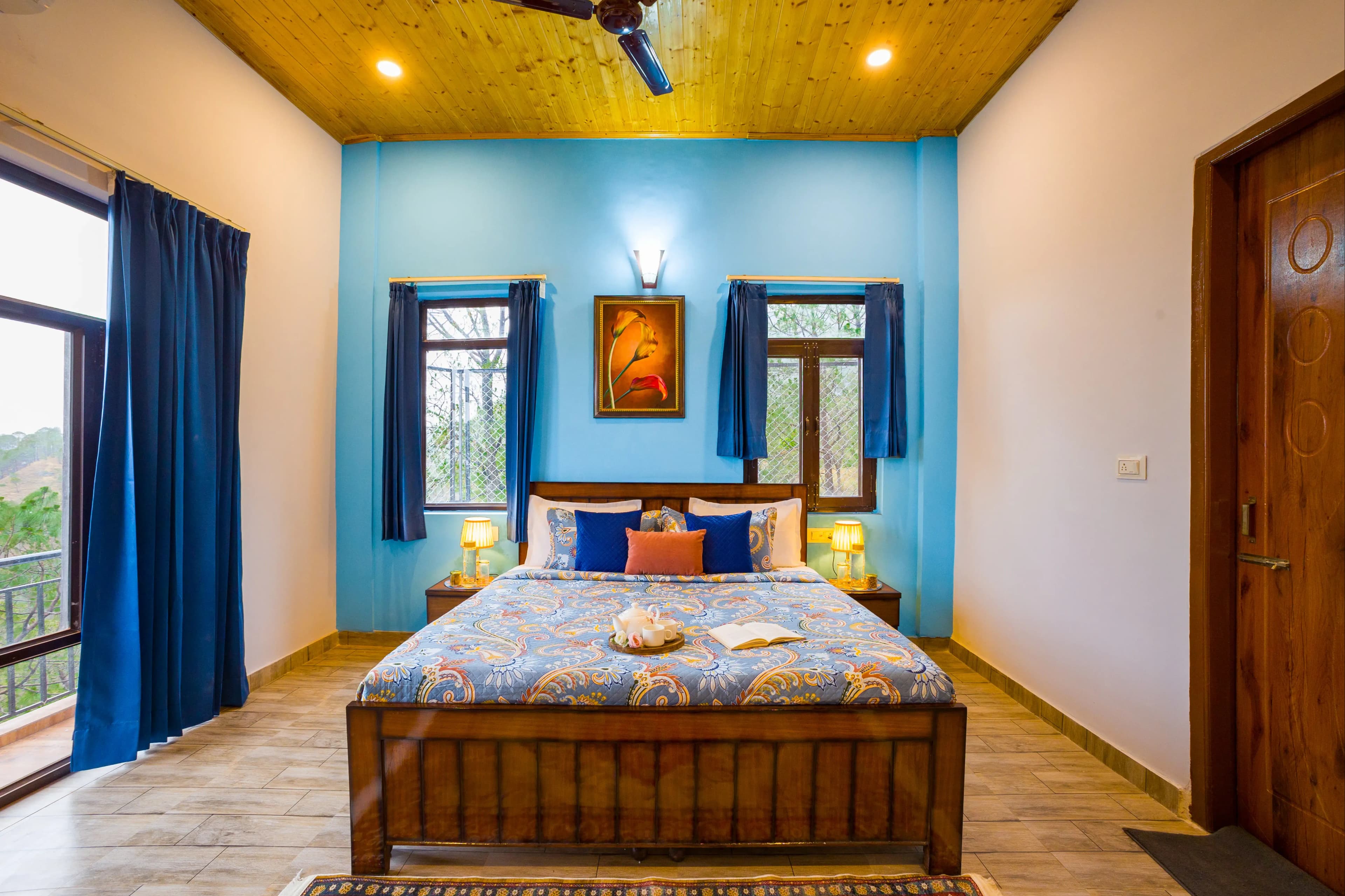 Archee’s Villa | Pet-friendly 6-BHK property with gaming zone, attic, open dining and 360° mountain views - Image 11