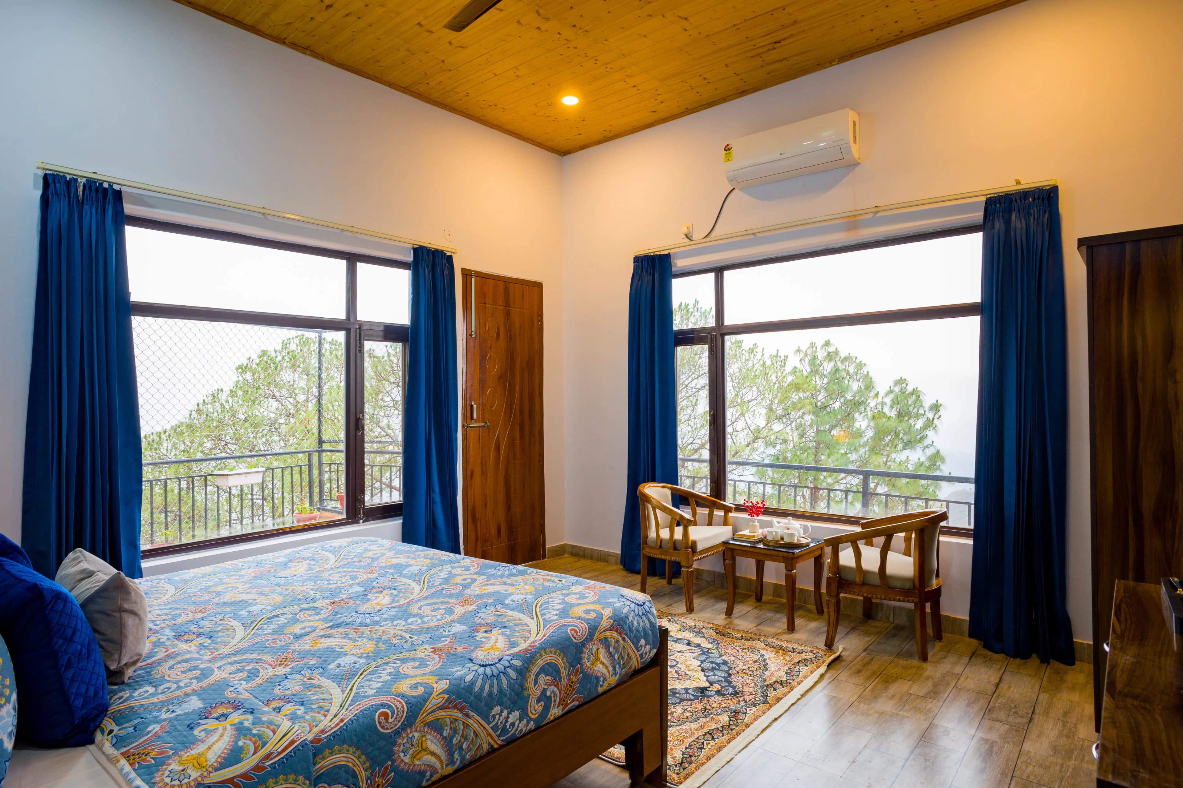 Archee’s Villa | Pet-friendly 6-BHK property with gaming zone, attic, open dining and 360° mountain views - Image 28