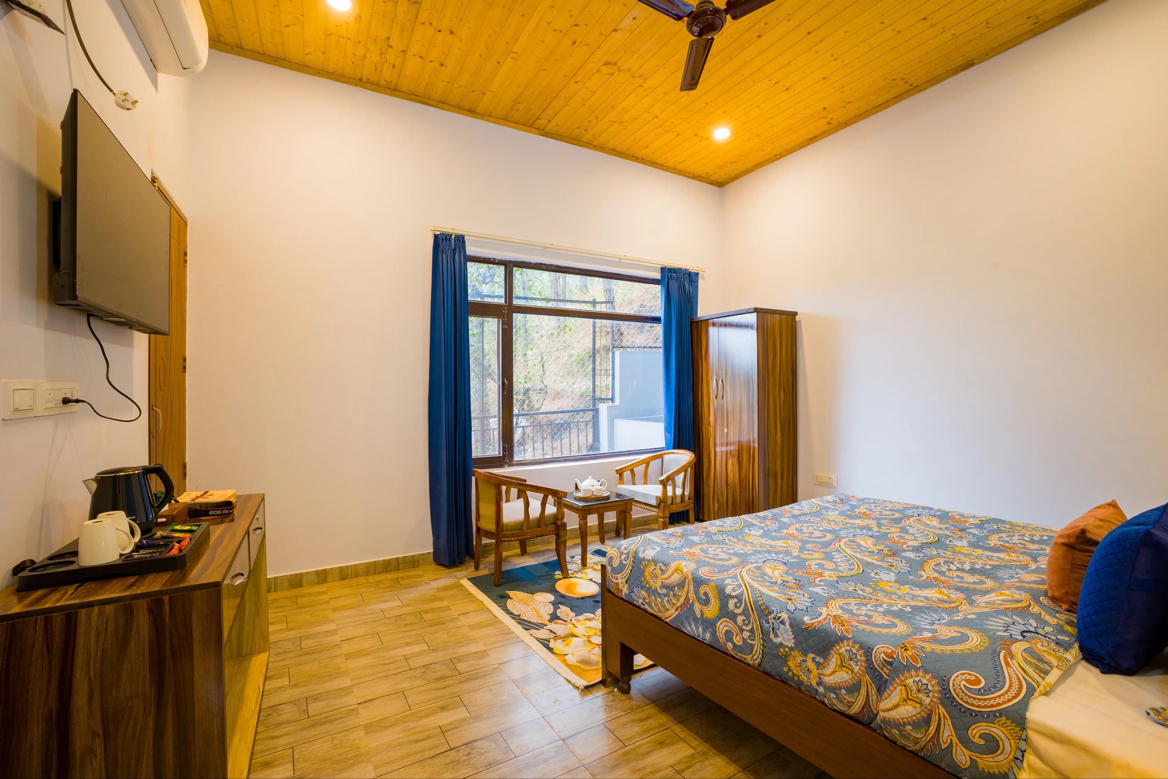 Archee’s Villa | Pet-friendly 6-BHK property with gaming zone, attic, open dining and 360° mountain views - Image 36