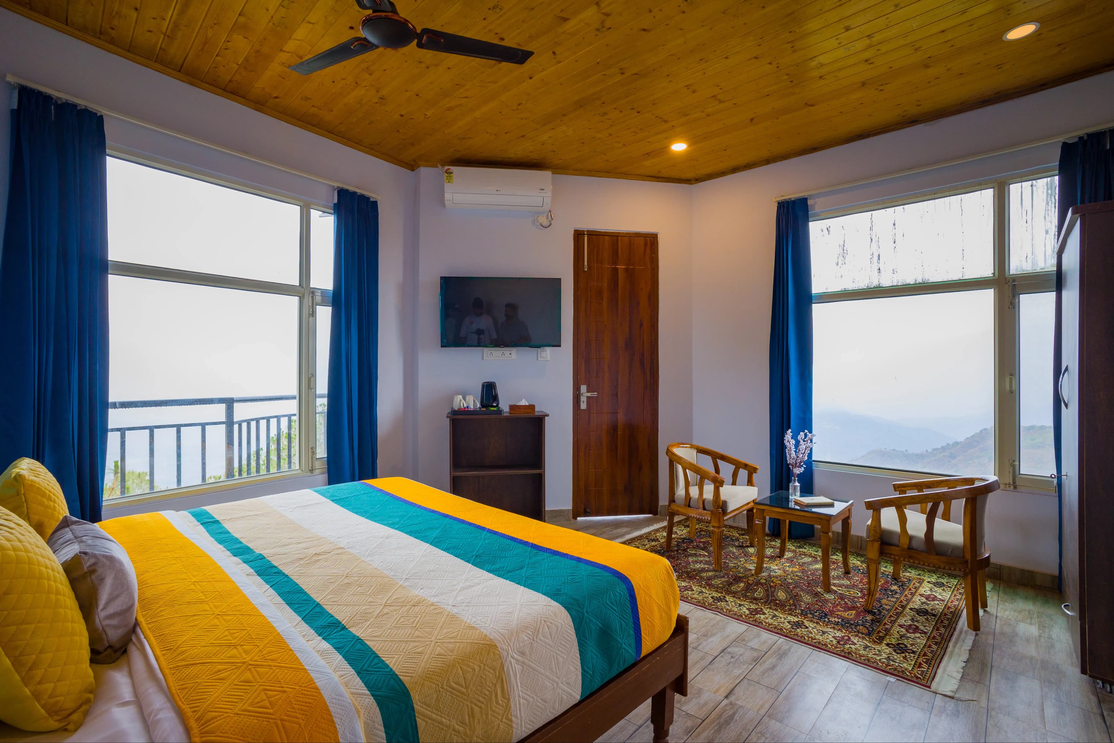 Archee’s Villa | Pet-friendly 6-BHK property with gaming zone, attic, open dining and 360° mountain views - Image 34