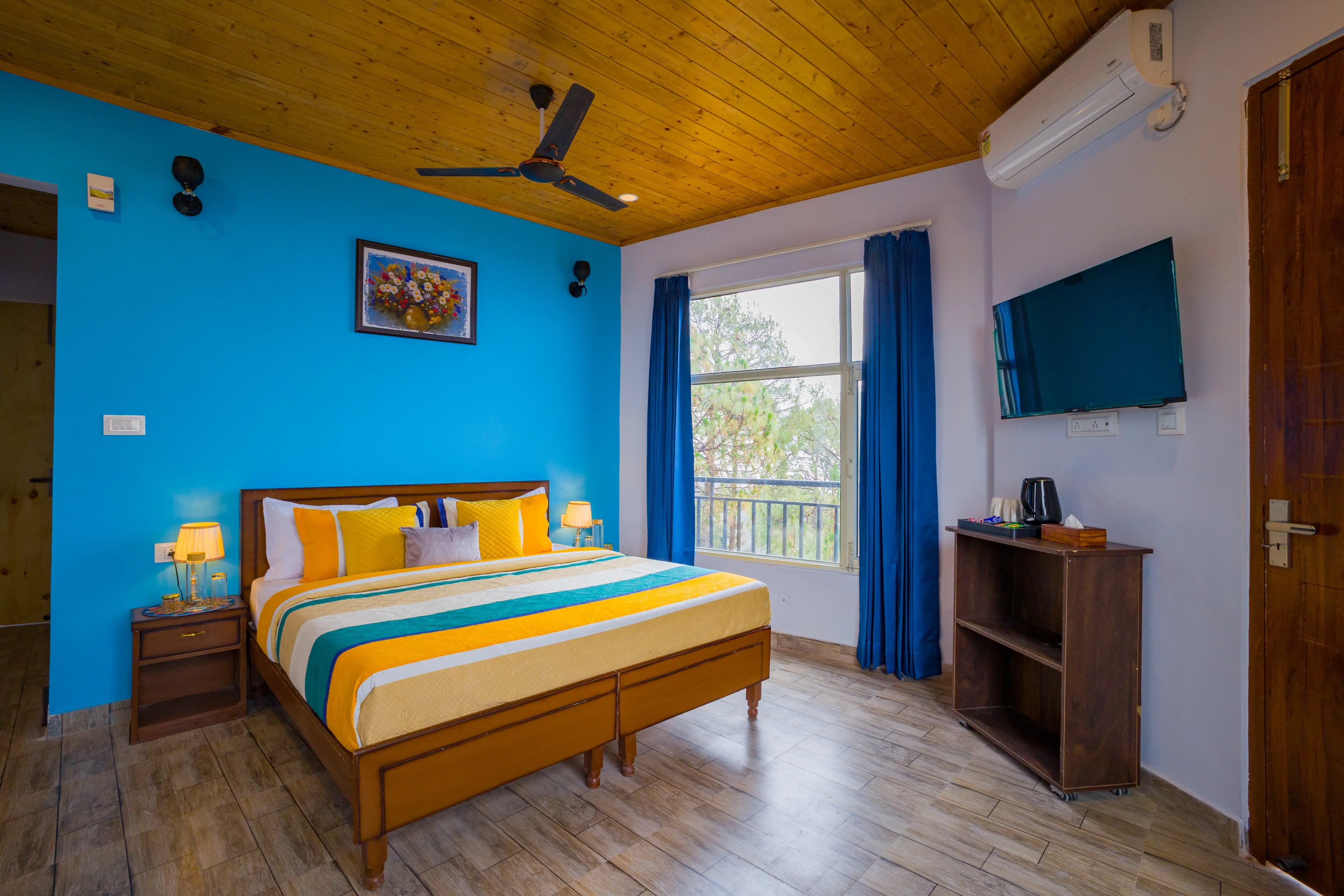 Archee’s Villa | Pet-friendly 6-BHK property with gaming zone, attic, open dining and 360° mountain views - Image 15