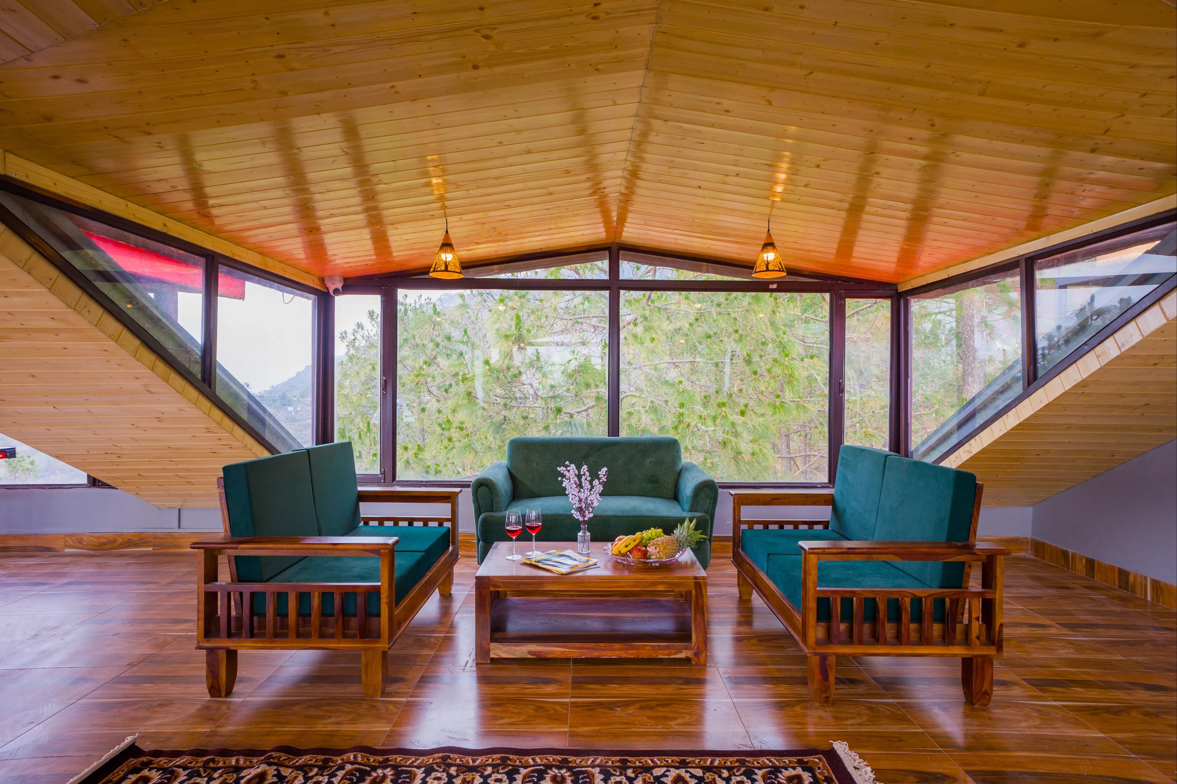 Archee’s Villa | Pet-friendly 6-BHK property with gaming zone, attic, open dining and 360° mountain views - Image 21