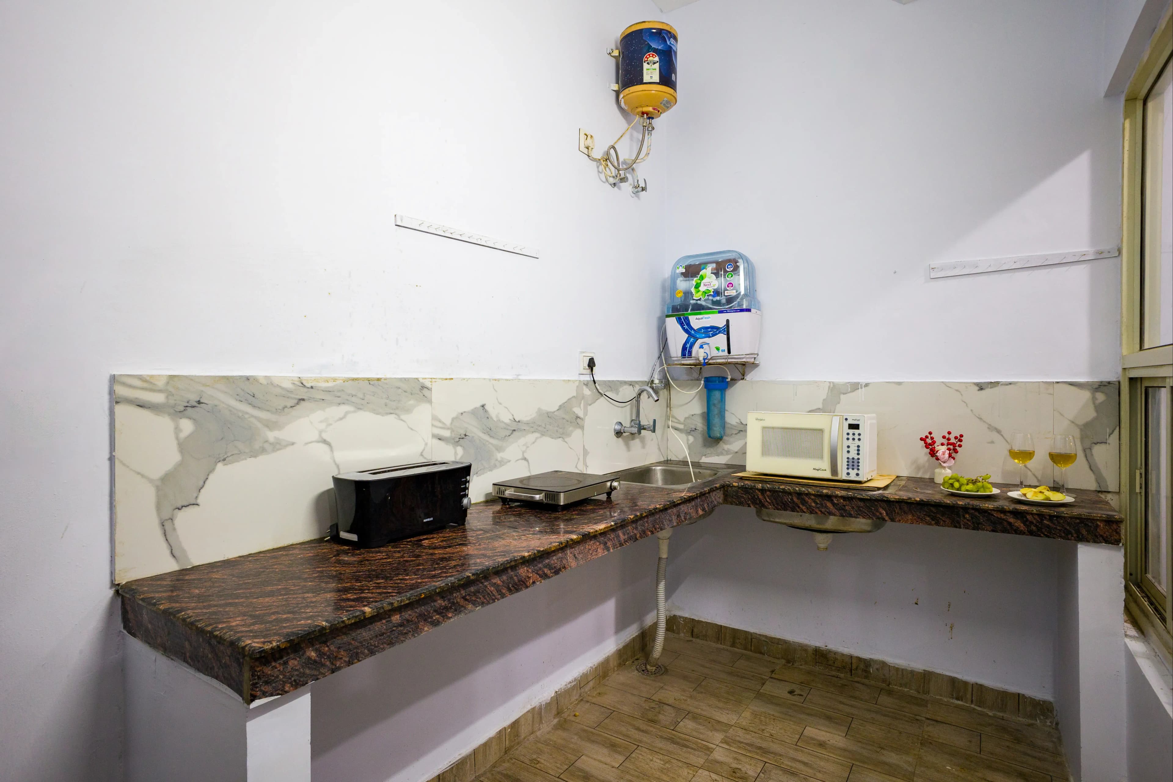 Archee’s Villa | Pet-friendly 6-BHK property with gaming zone, attic, open dining and 360° mountain views - Image 26