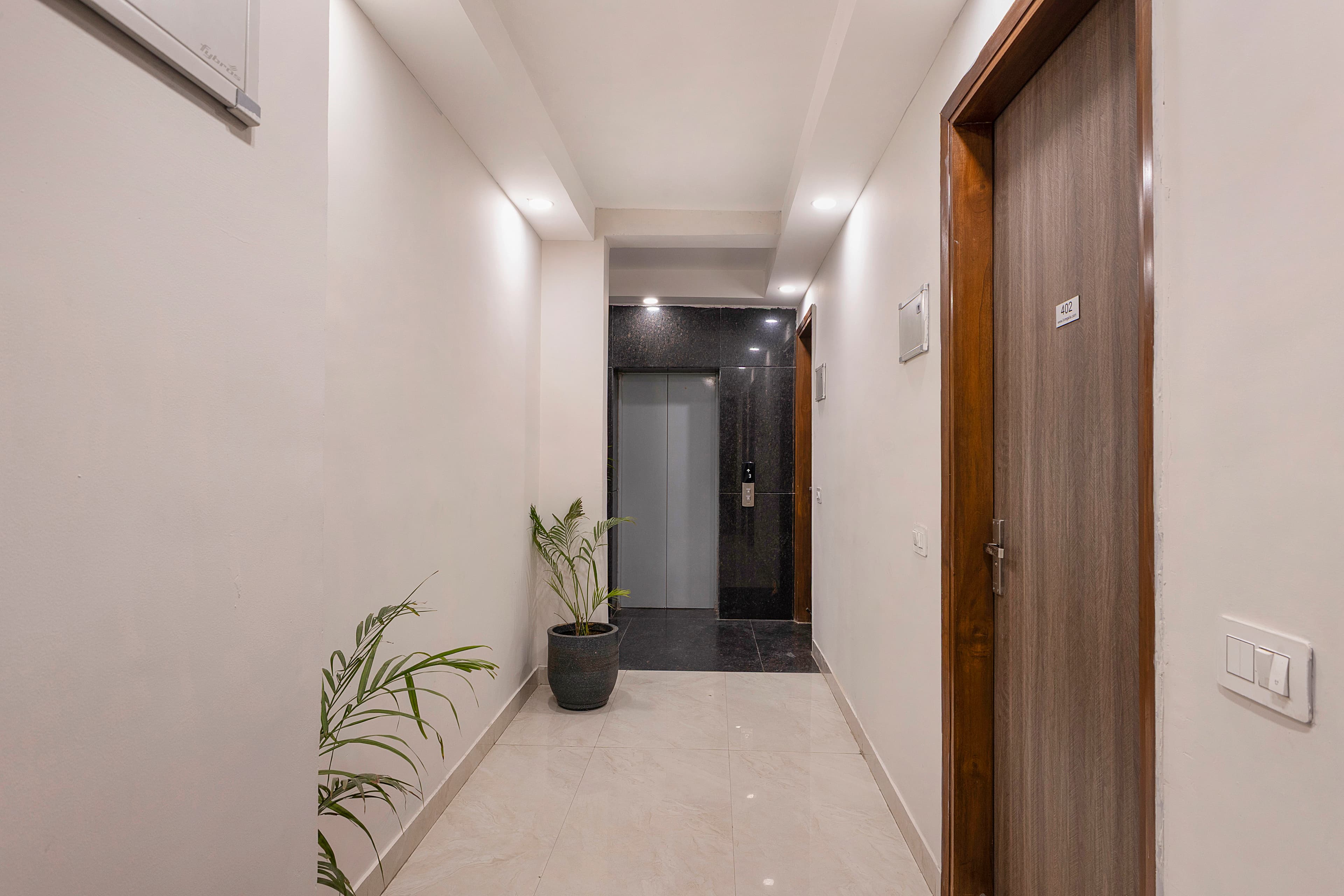 Liv Regalia Serviced Apartments | 1-BHK with a Double Bed, Restro, Gym, Lift & Conference Room | Close to Millennium City Centre (HUDA) - Image 22