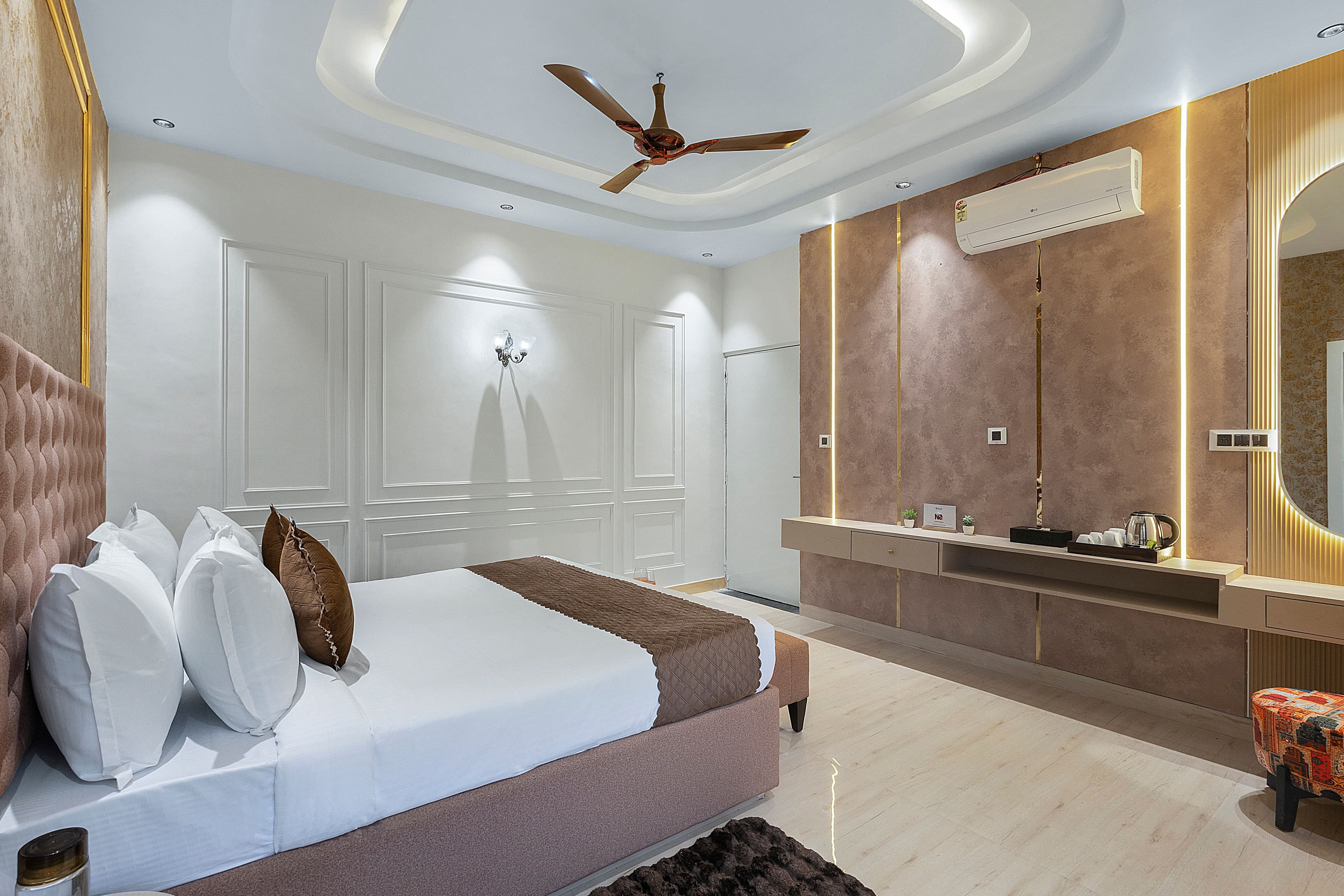 Shreya Blossom Retreat | 8-BHK Retreat With Private Pool, Gazebo, Garden, Bar & Scenic Aravali Views - Image 49
