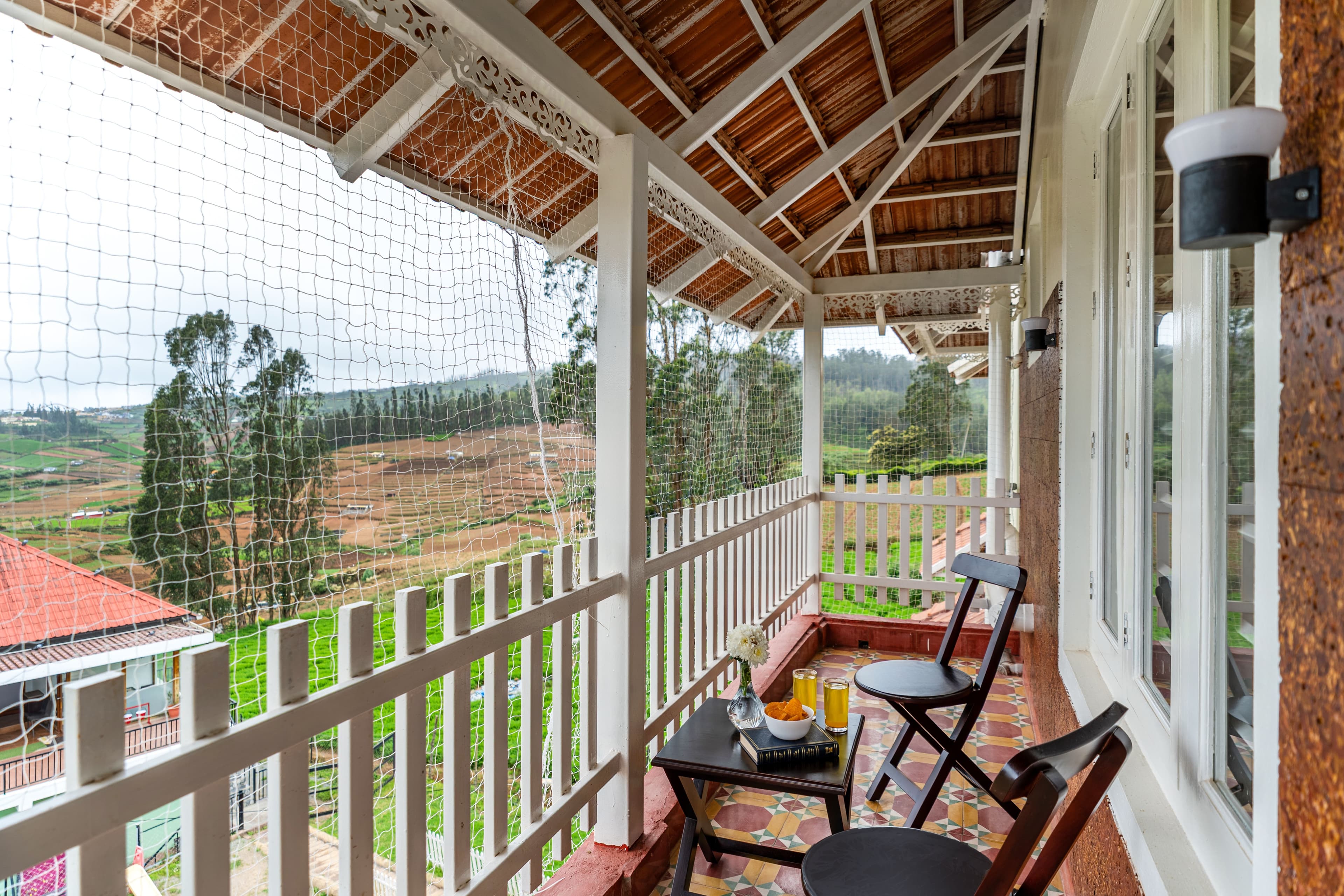 Mihirika’s Nirvana | 5-BHK With Garden, Gazebo, Bonfire Pit & Scenic Views; Near Karnataka Garden - Image 15