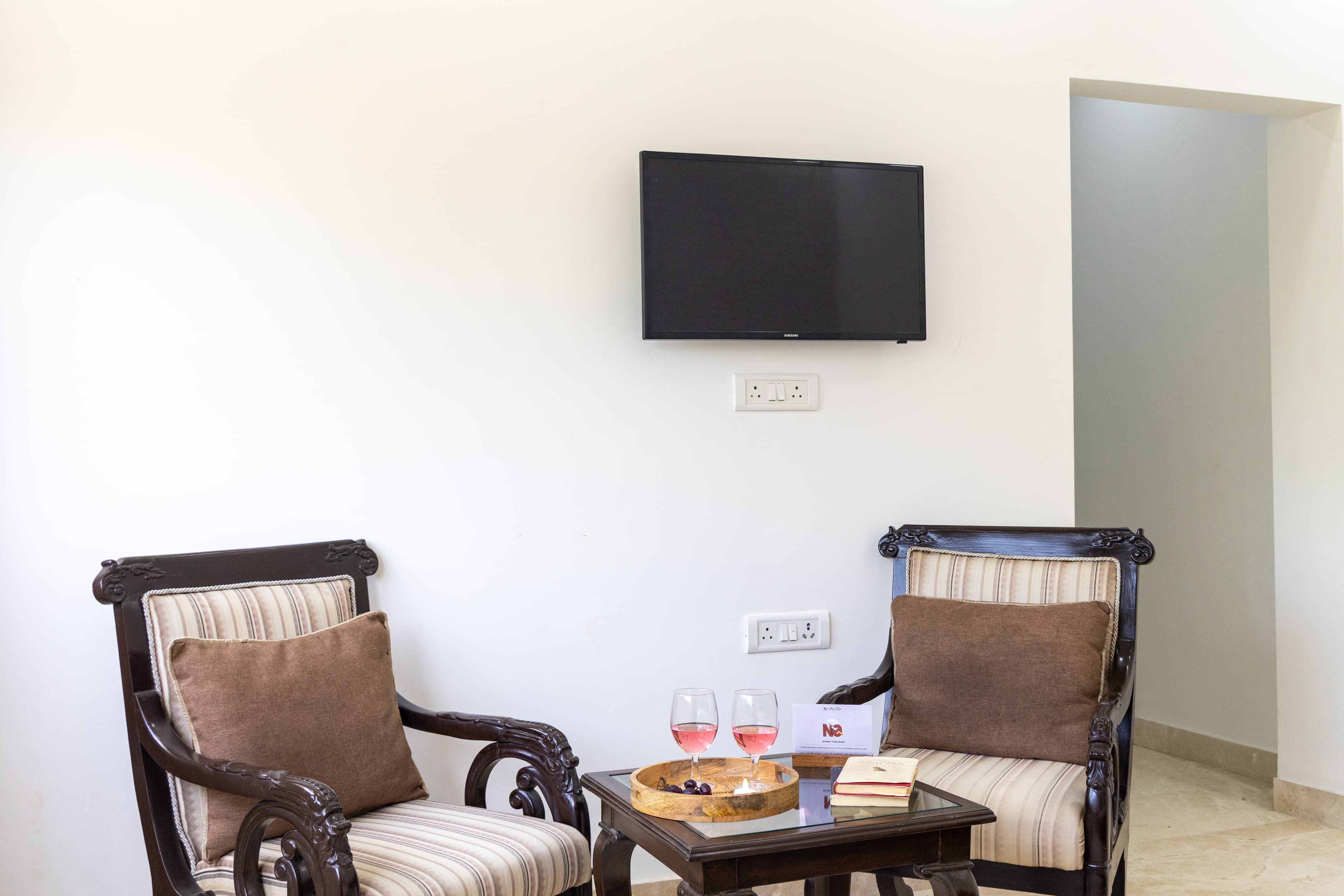 Ratikara Ullaas | 2-BHK with Private Pool, Lounge Space, Pool table & Lawn - Image 14