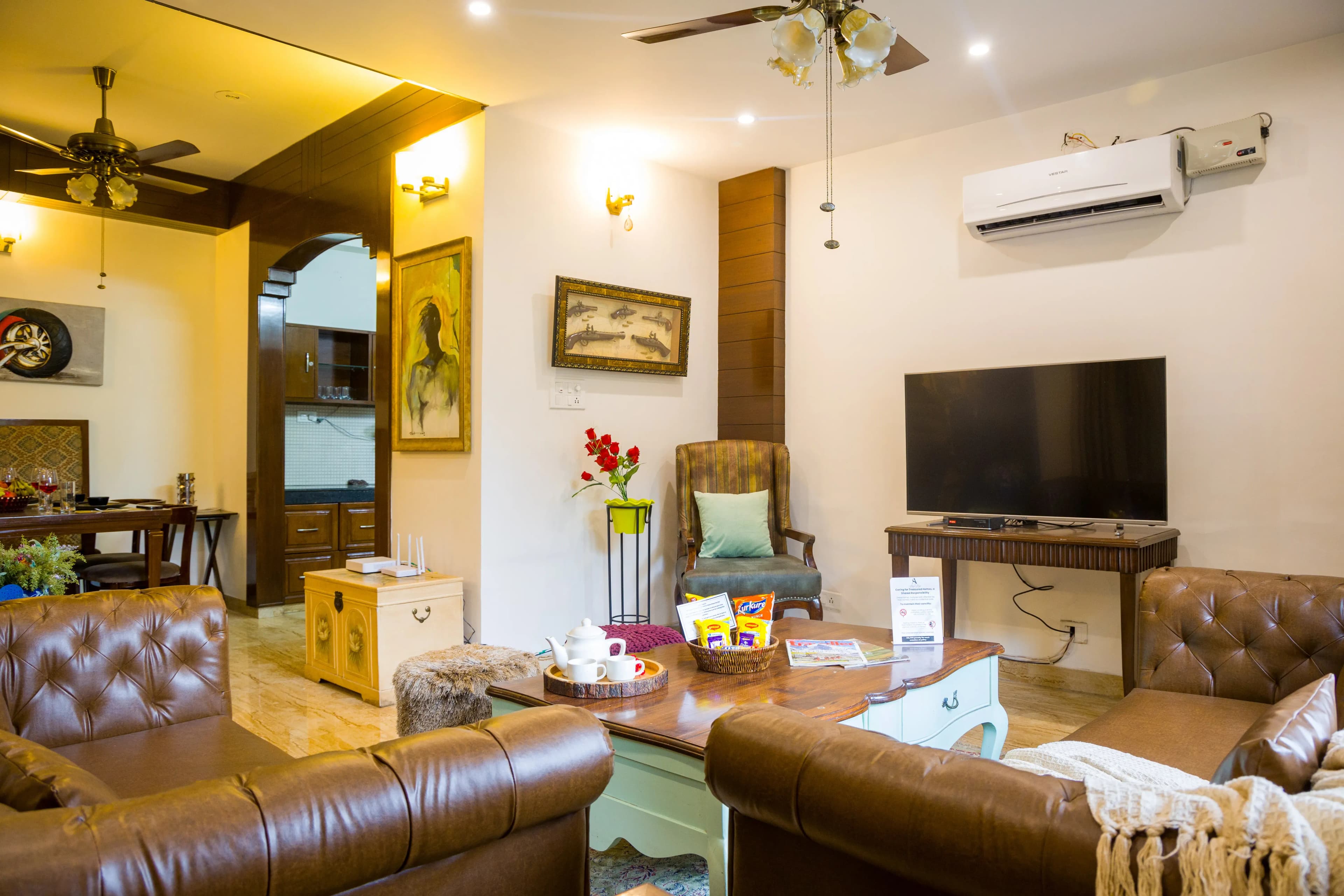 Kasauli Woods Cottage | Hillside 3-BHK Retreat With Outdoor Lounge, Balcony & Scenic Views - Image 11