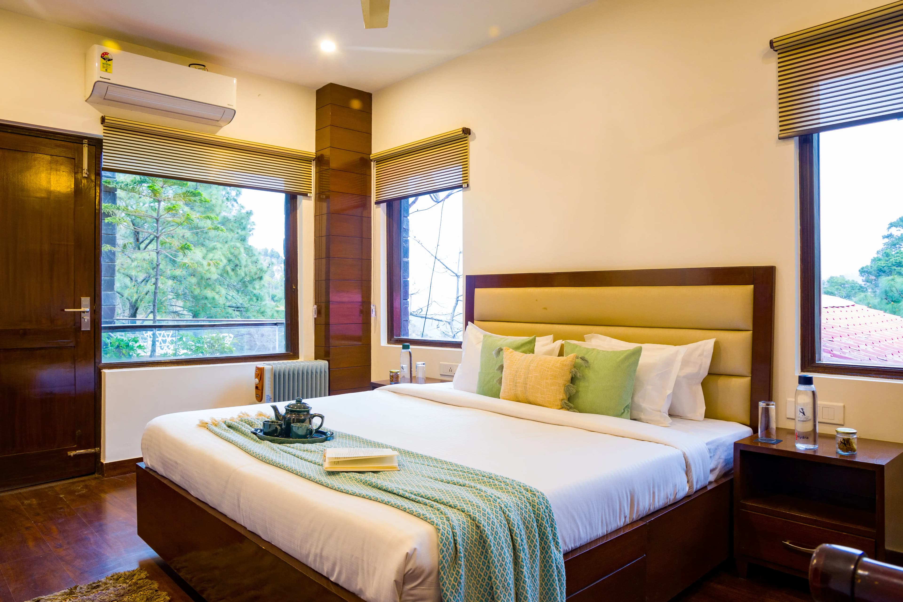 Kasauli Woods Cottage | Hillside 3-BHK Retreat With Outdoor Lounge, Balcony & Scenic Views - Image 25