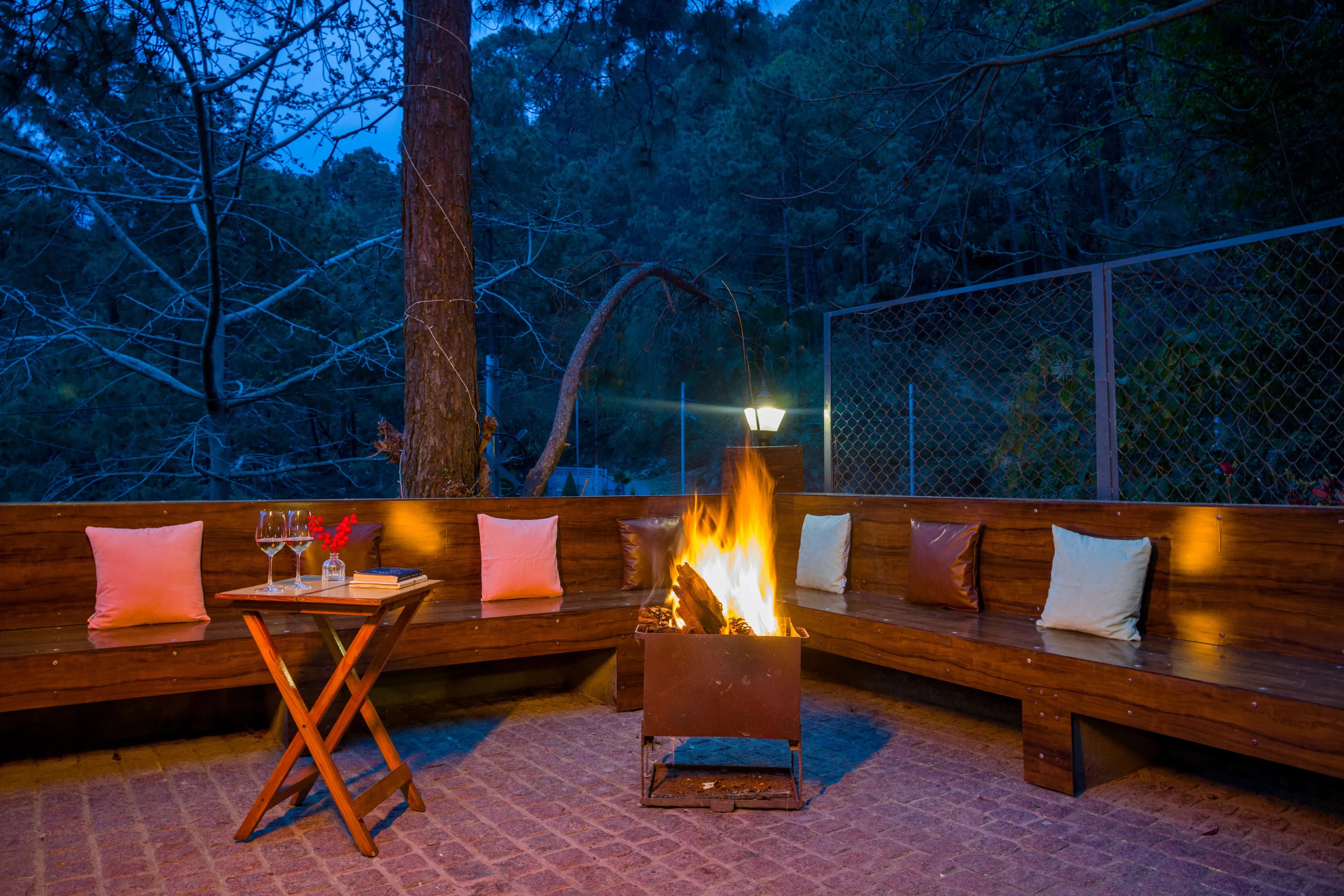 Kasauli Woods Cottage | Hillside 3-BHK Retreat With Outdoor Lounge, Balcony & Scenic Views - Image 2
