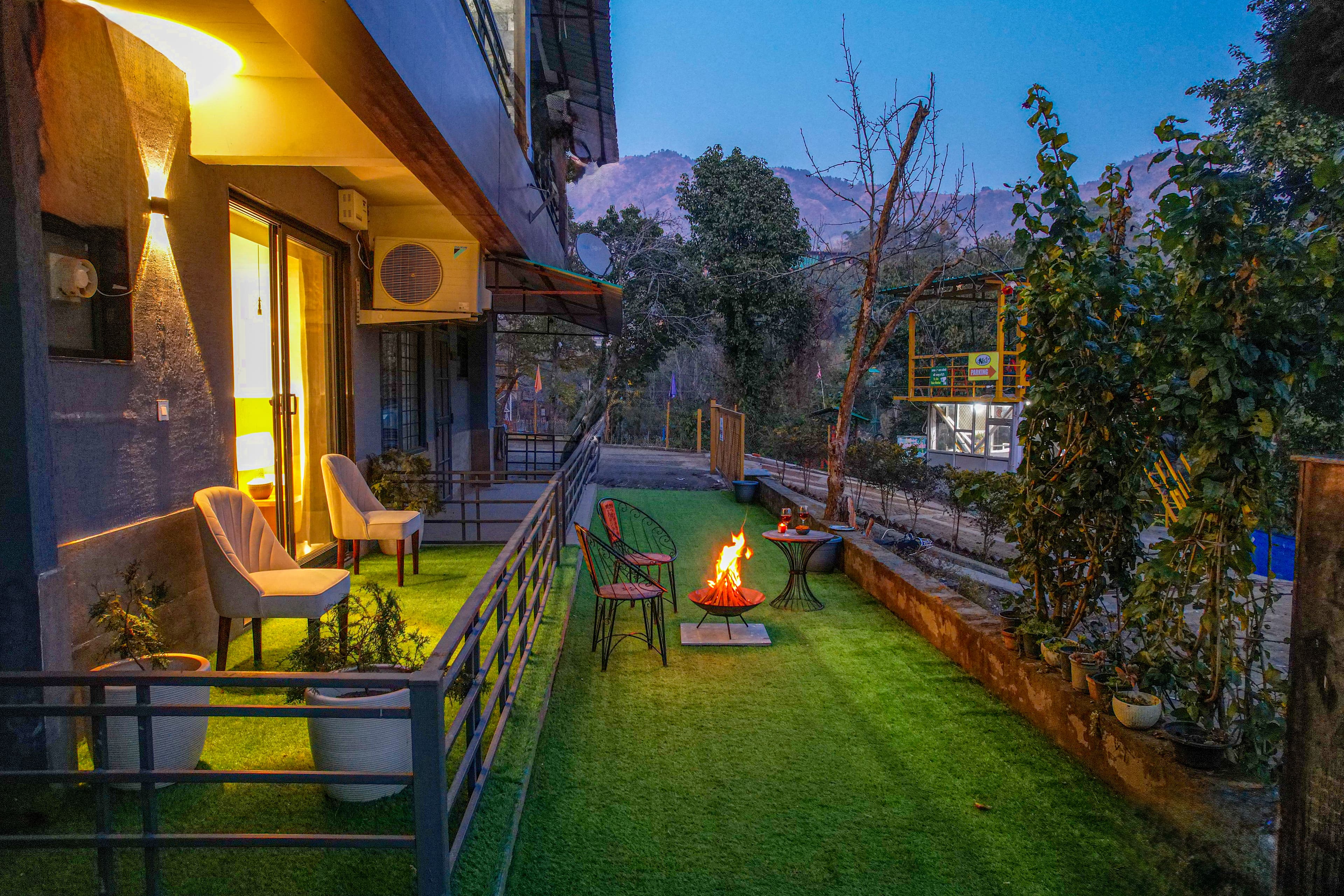 Lakefront S-5 | 1- BHK Apartment Close to Naukuchiatal Lake - Image 2
