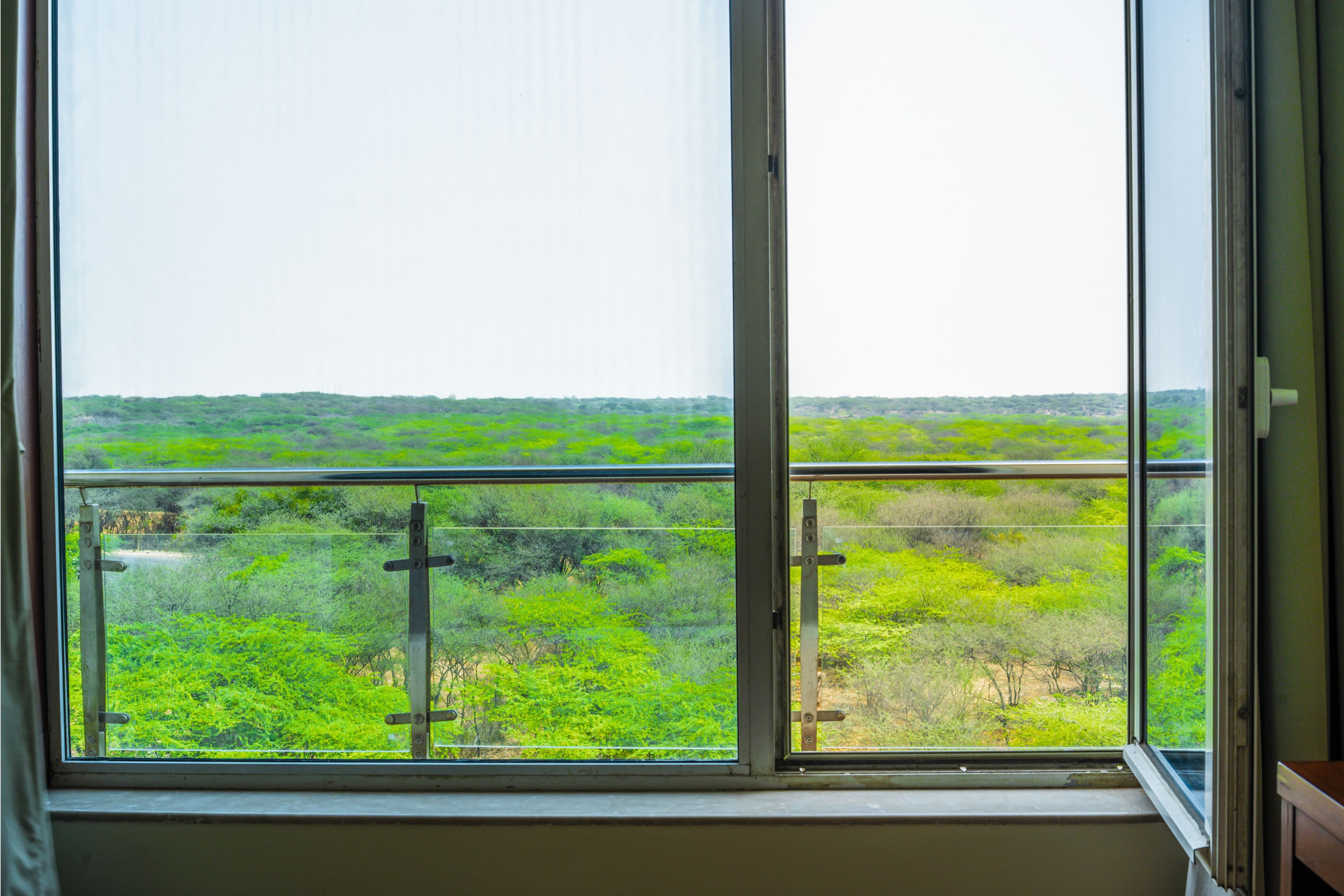 Eternal Oasis Aravali View Suite | Elegant 1-Room With Restaurant & Celebration Venue | Golf Course Road - Image 3