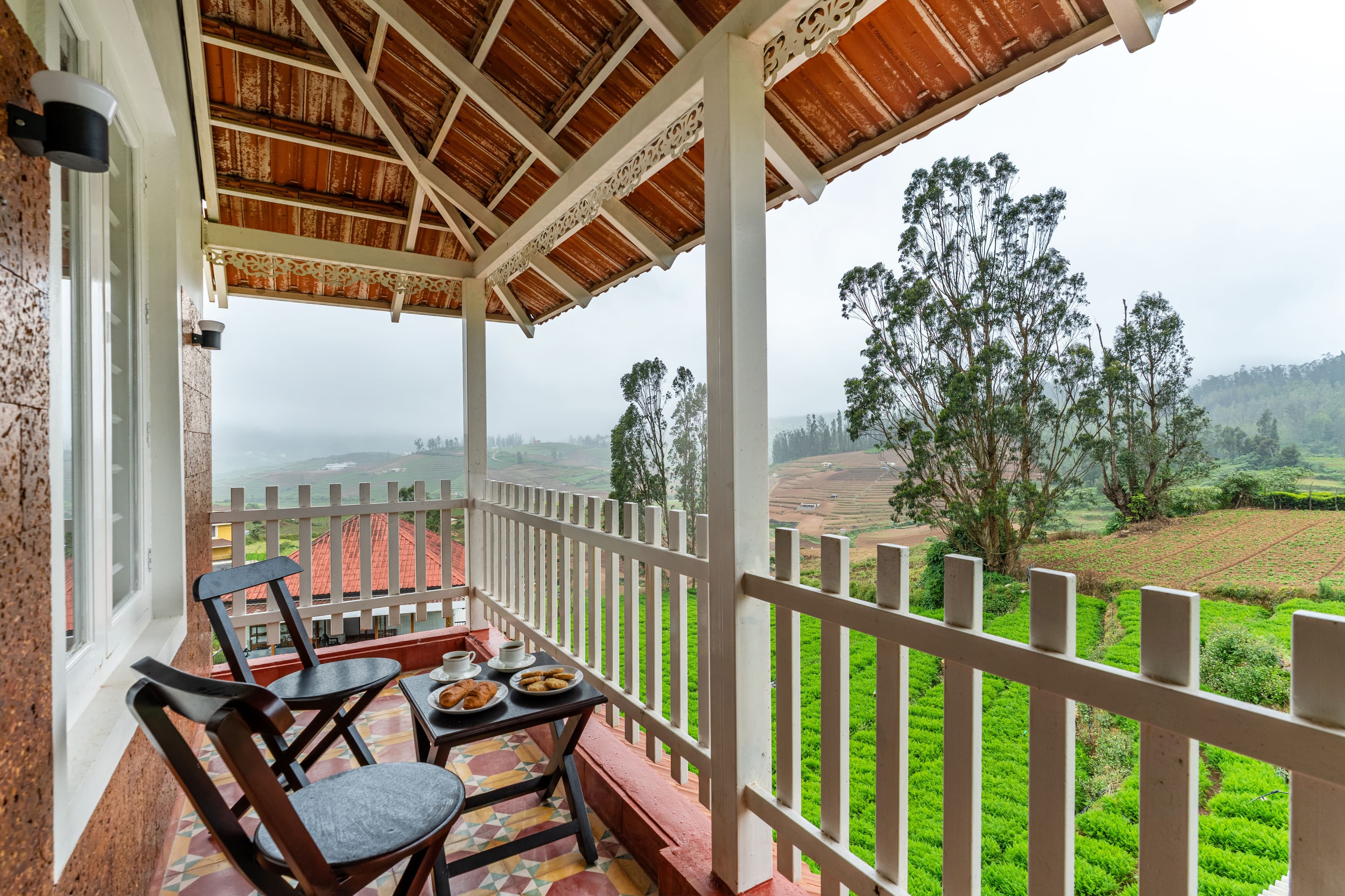 Mihirika’s Nirvana | 5-BHK With Garden, Gazebo, Bonfire Pit & Scenic Views; Near Karnataka Garden - Image 17