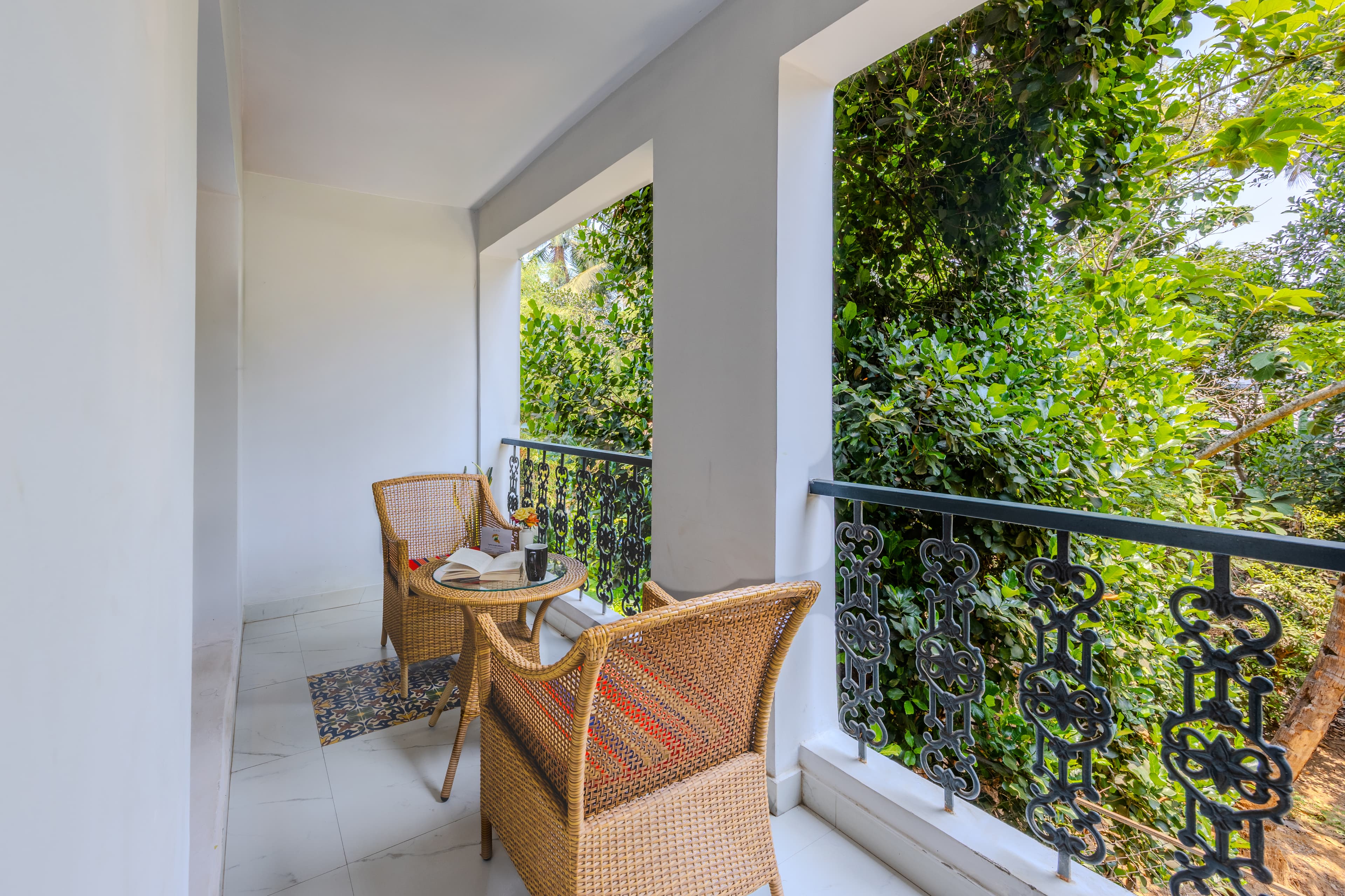 Goan Bliss Premium Room | Aesthetic Suite in a Boutique Resort with Pool, Dining, Library & Serene Tropical Setting - Image 5