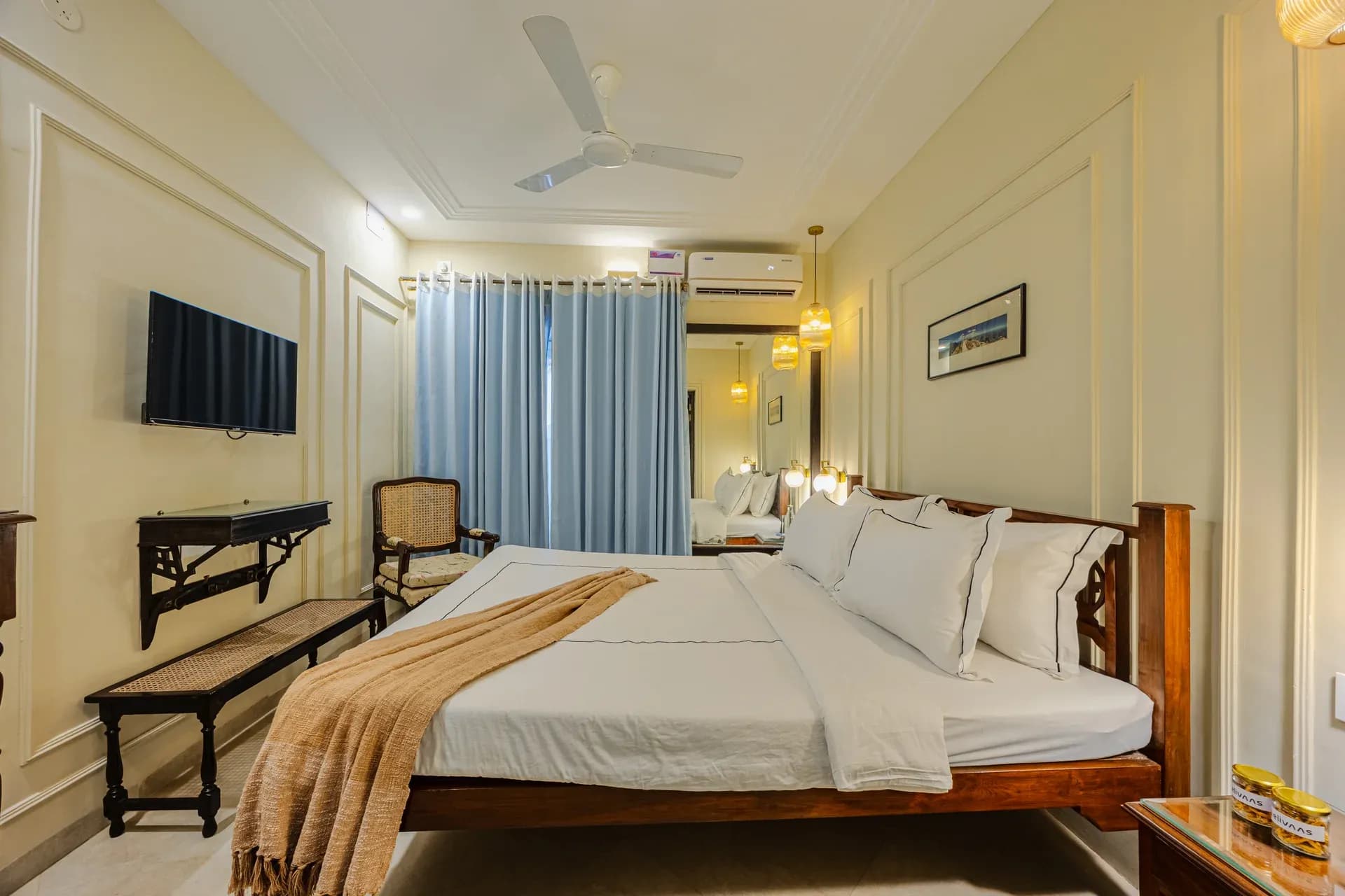 Casa Boa Vida | Luxe 4-BHK Villa Near Candolim Beach With Private Pool, Terrace & Bar - Image 5
