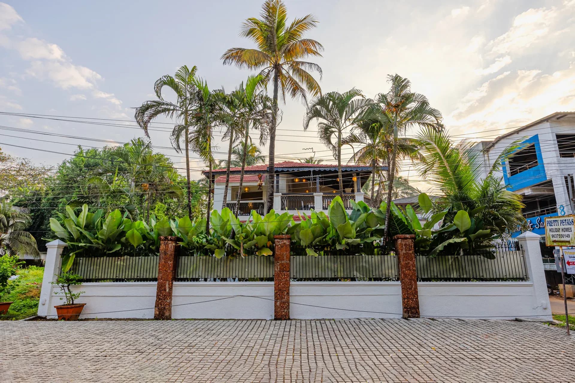 Casa Boa Vida | Luxe 4-BHK Villa Near Candolim Beach With Private Pool, Terrace & Bar - Image 14