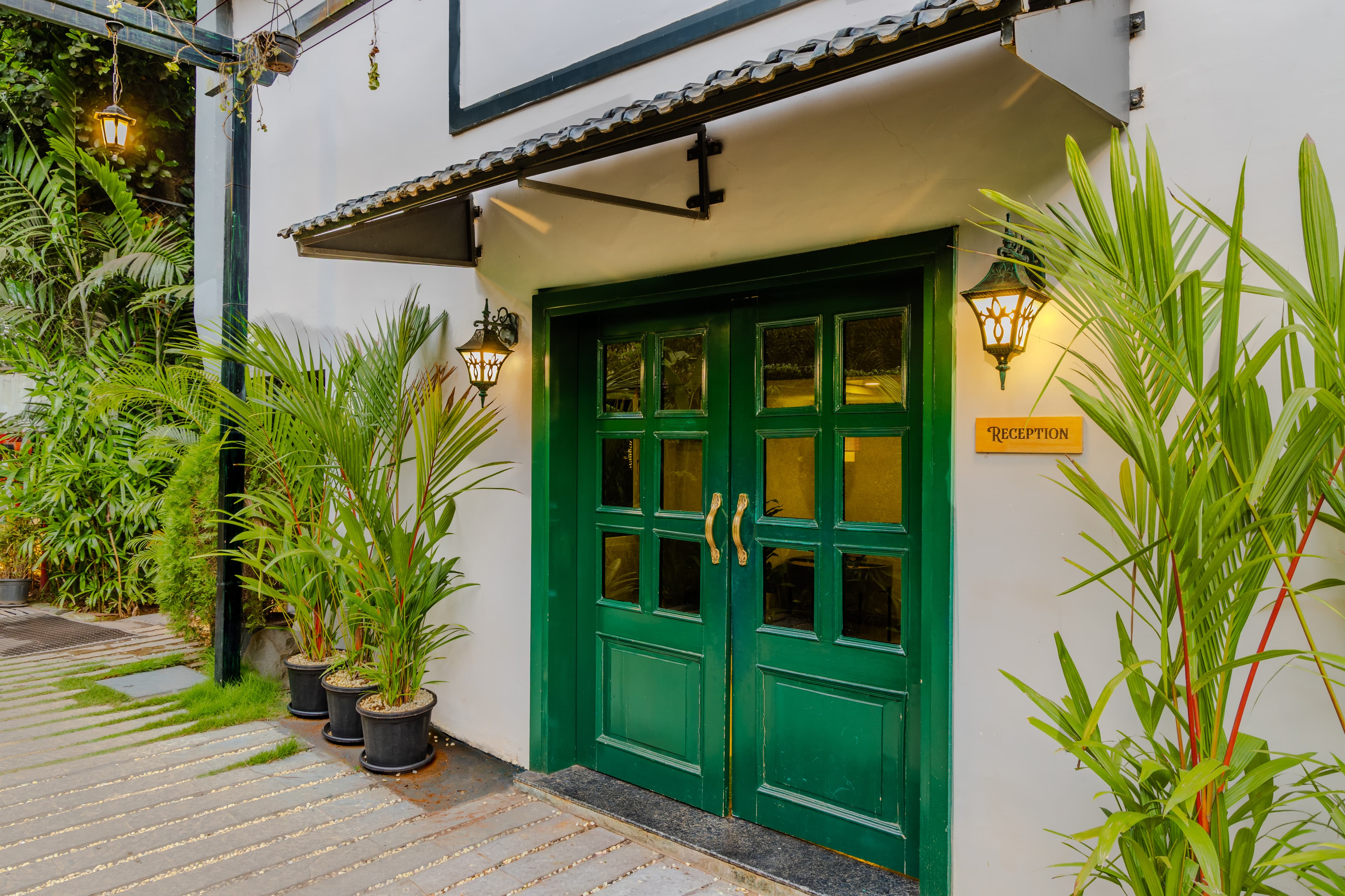 Goan Bliss Junior Suite | Spacious Boutique Suite with Living Room, Private Terrace, Shared Pool, Restro, Spa & Library - Image 17