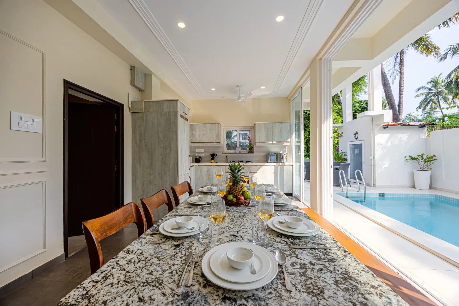 Casa Boa Vida | Luxe 4-BHK Villa Near Candolim Beach With Private Pool, Terrace & Bar - Image 24