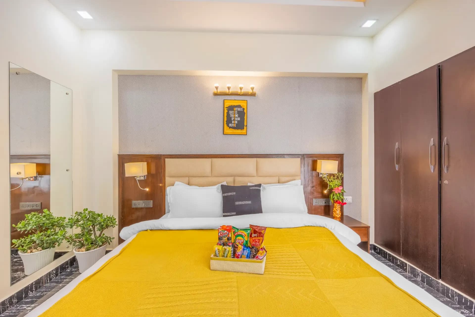 Kingdom Heartz |  Cosy Pet-friendly Studio Apartment With Balcony, Common Pool, Common Garden & Restaurant - Image 8