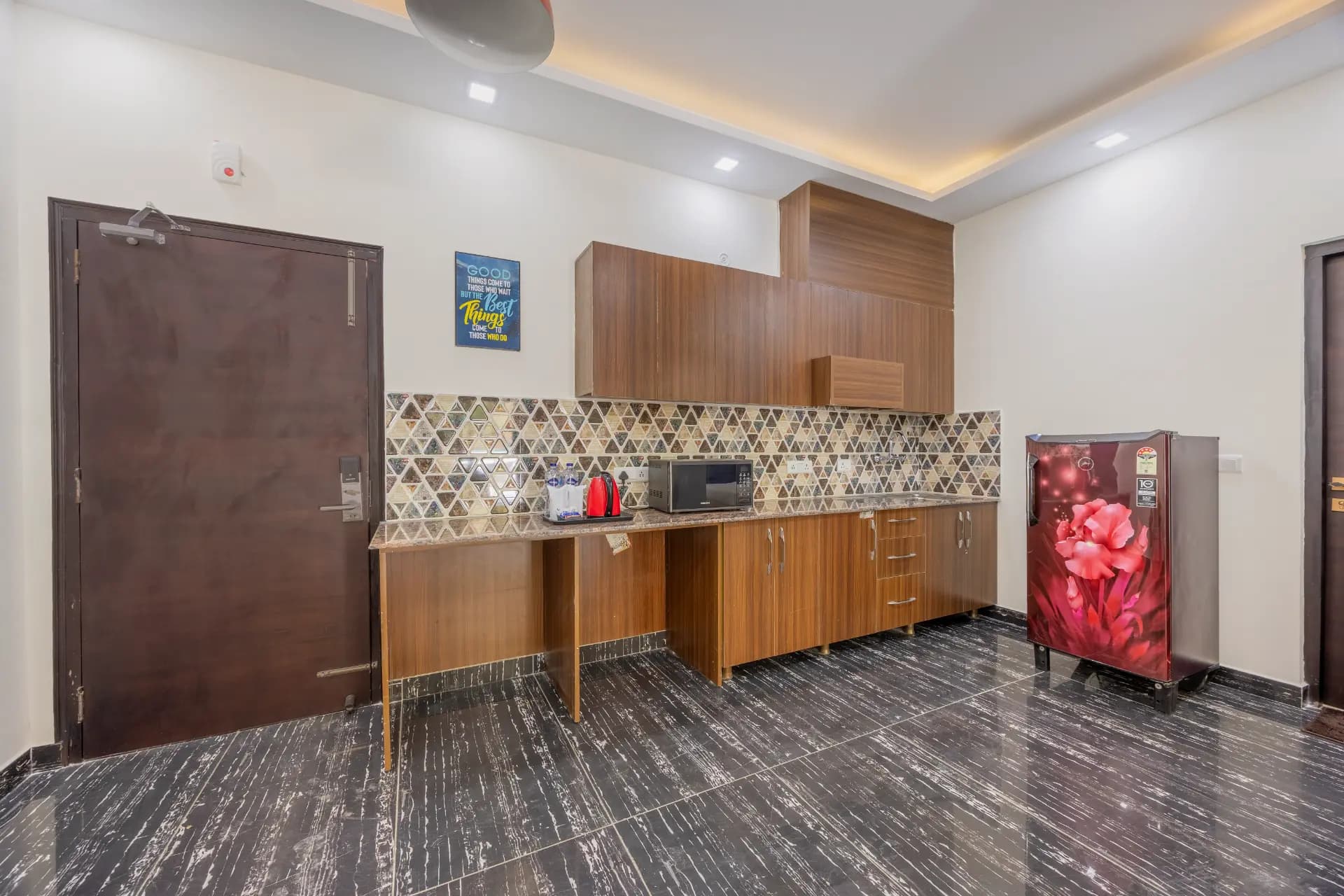 Kingdom Heartz | Charming Pet-friendly 1-BHK Apartment With Balcony, Common Pool, Common Garden & Restaurant   - Image 16