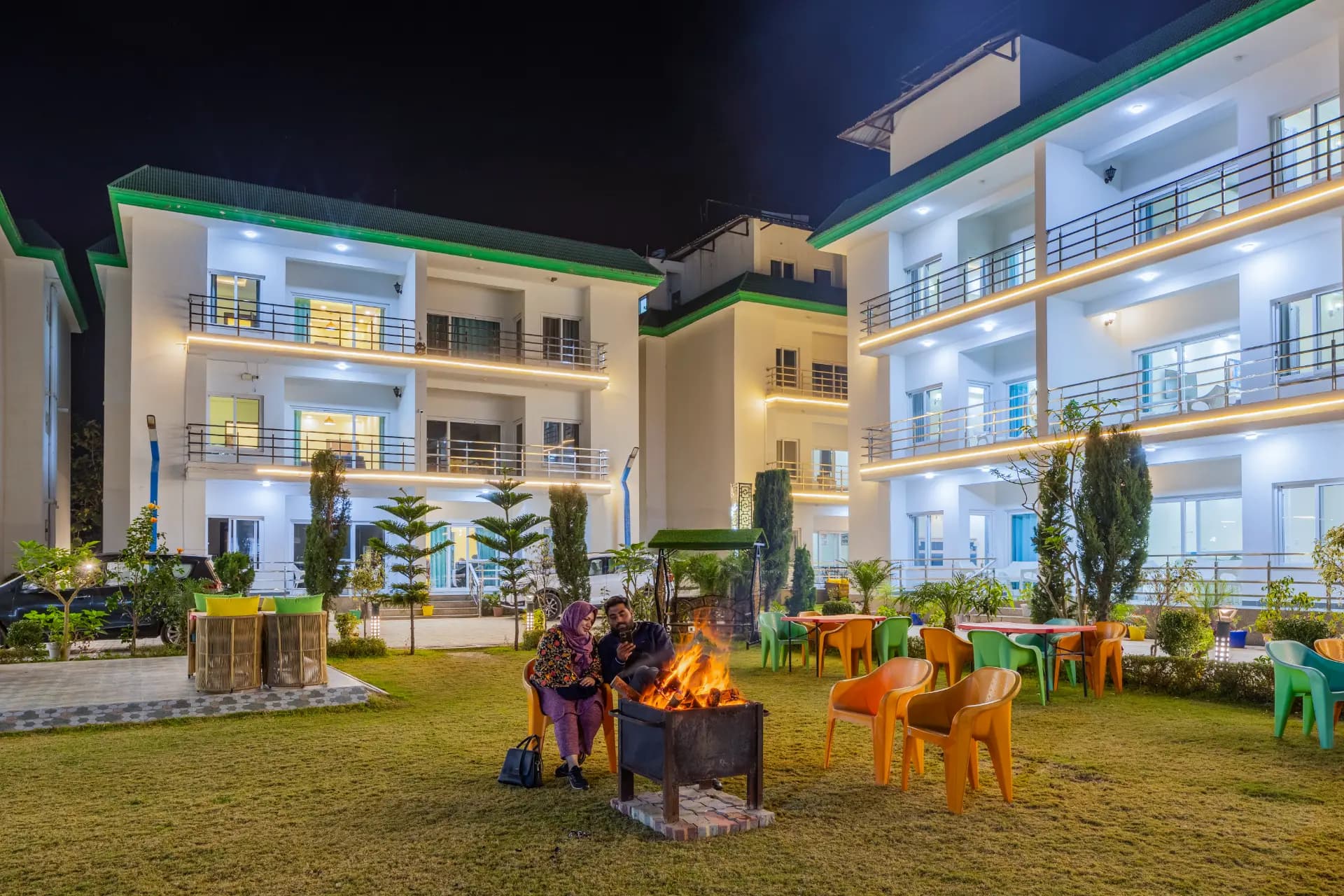 Kingdom Heartz |  Cosy Pet-friendly Studio Apartment With Balcony, Common Pool, Common Garden & Restaurant - Image 1