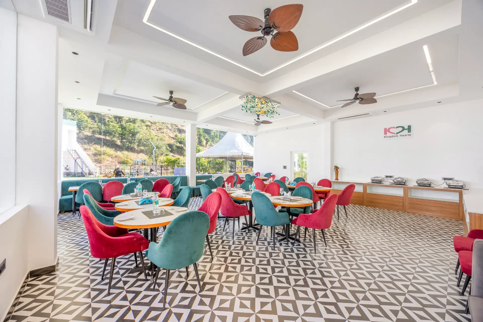 Kingdom Heartz |  Cosy Pet-friendly Studio Apartment With Balcony, Common Pool, Common Garden & Restaurant - Image 27