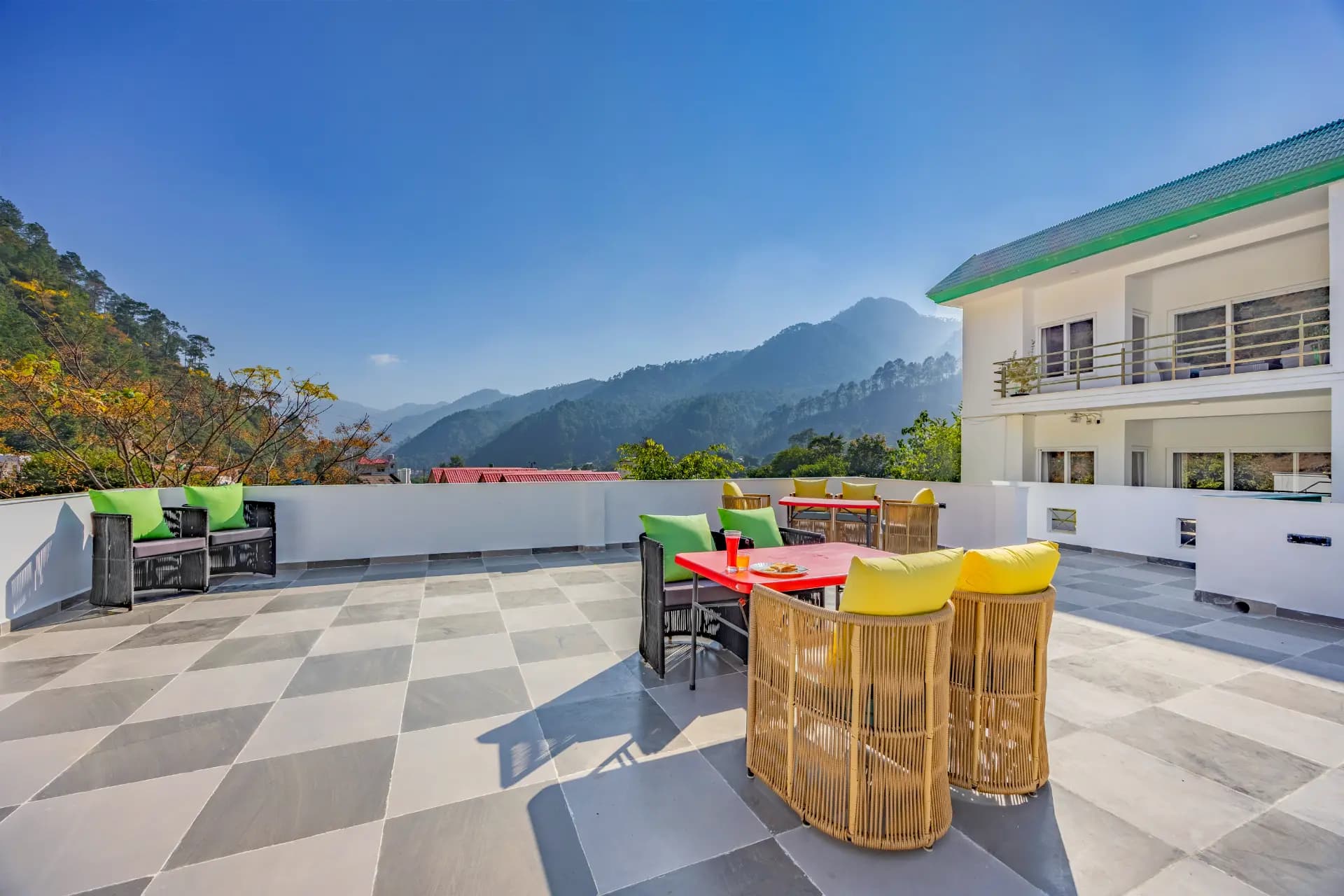 Kingdom Heartz |  Cosy Pet-friendly Studio Apartment With Balcony, Common Pool, Common Garden & Restaurant - Image 30
