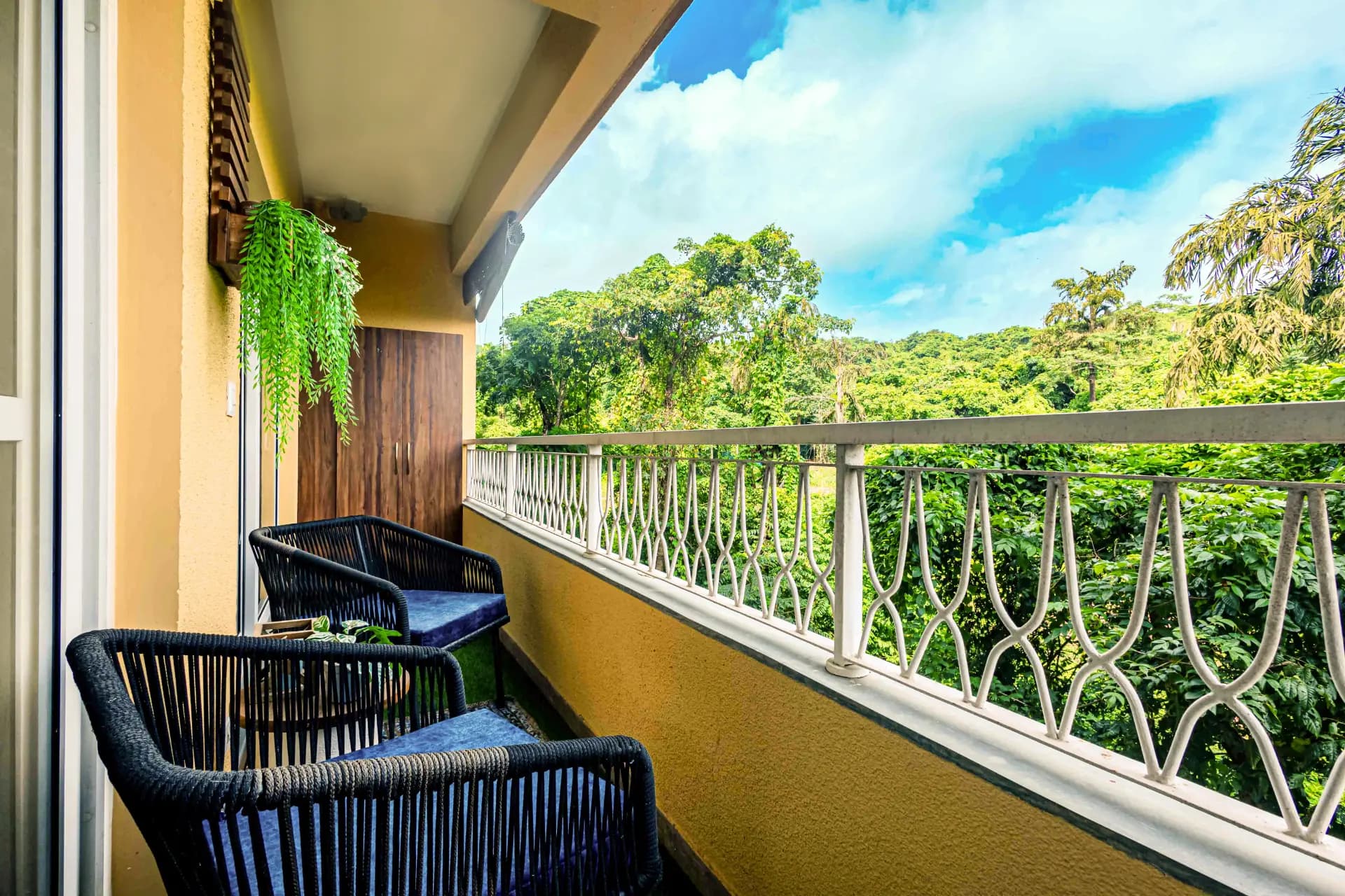 Veera Marina | Charming 3-BHK Apt Near Candolim Beach With Common Pools & Lift  - Image 31