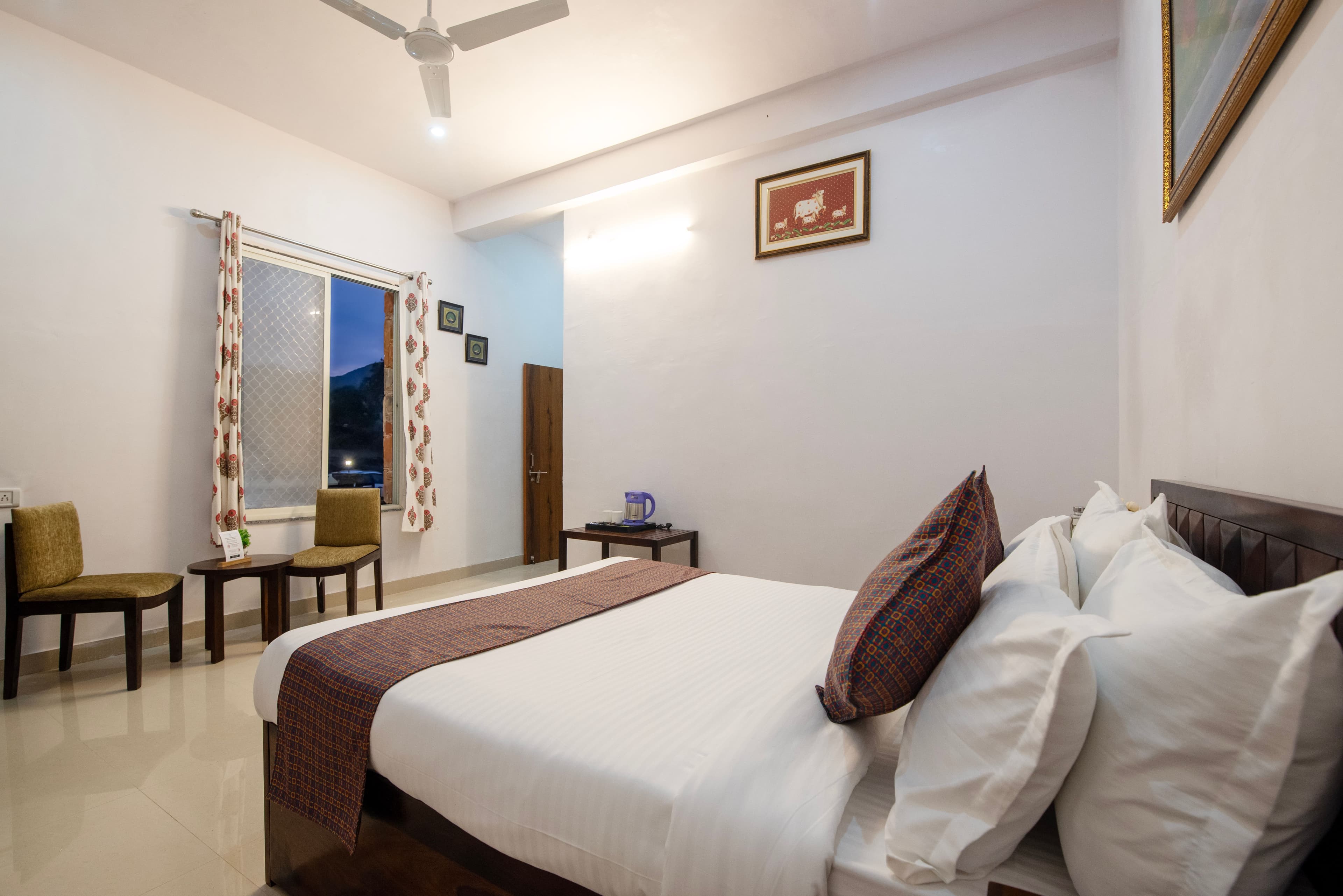 Colonel Retreat | 3-BHK Hideaway with Private Pool & Gardens Near Ubeshwar Mahadev Temple - Image 26