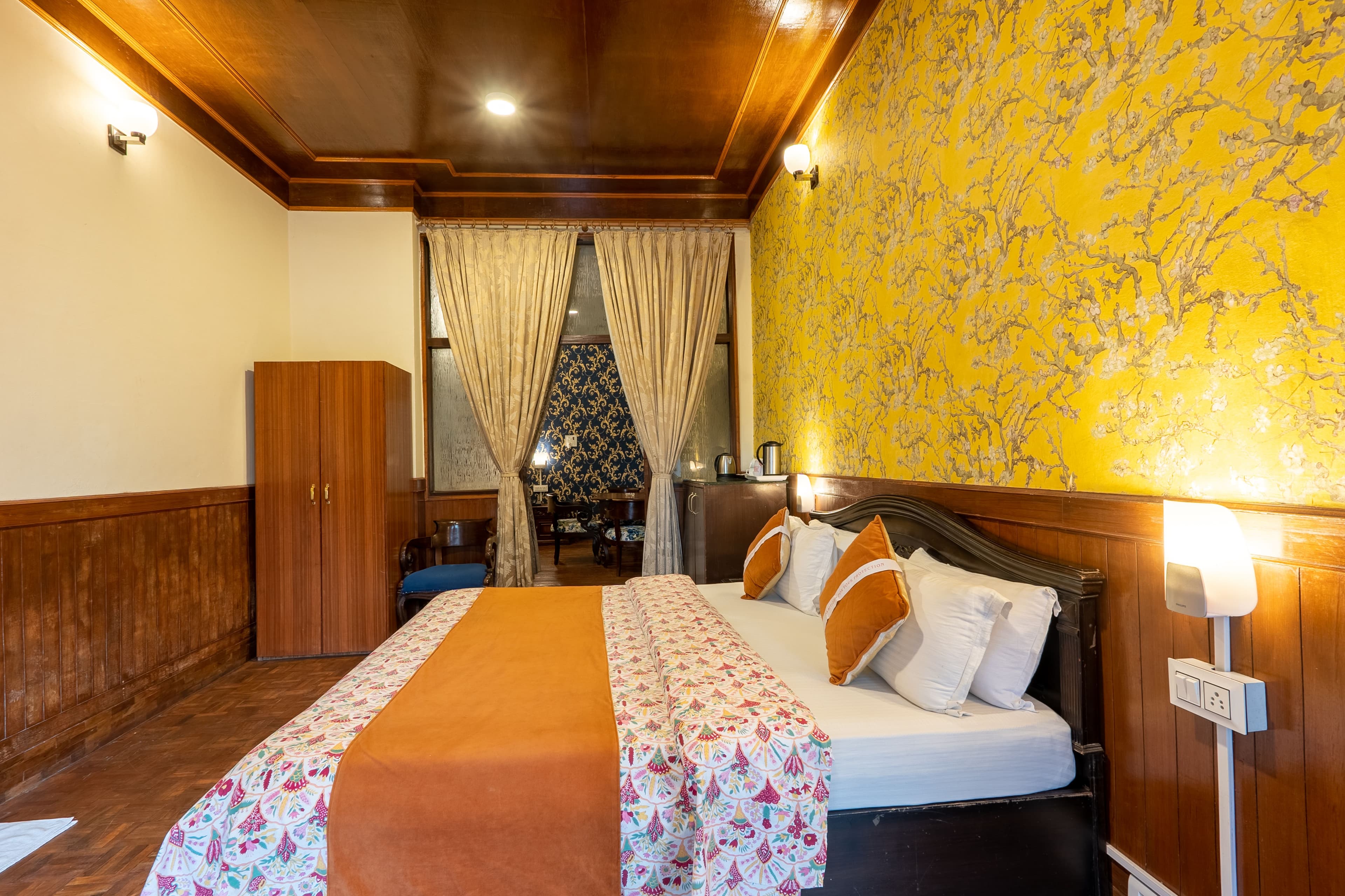 The Hive Cottage Kipling | Serene Hillside Resort With Restaurant, & Outdoor Seating | Ample Parking - Image 13