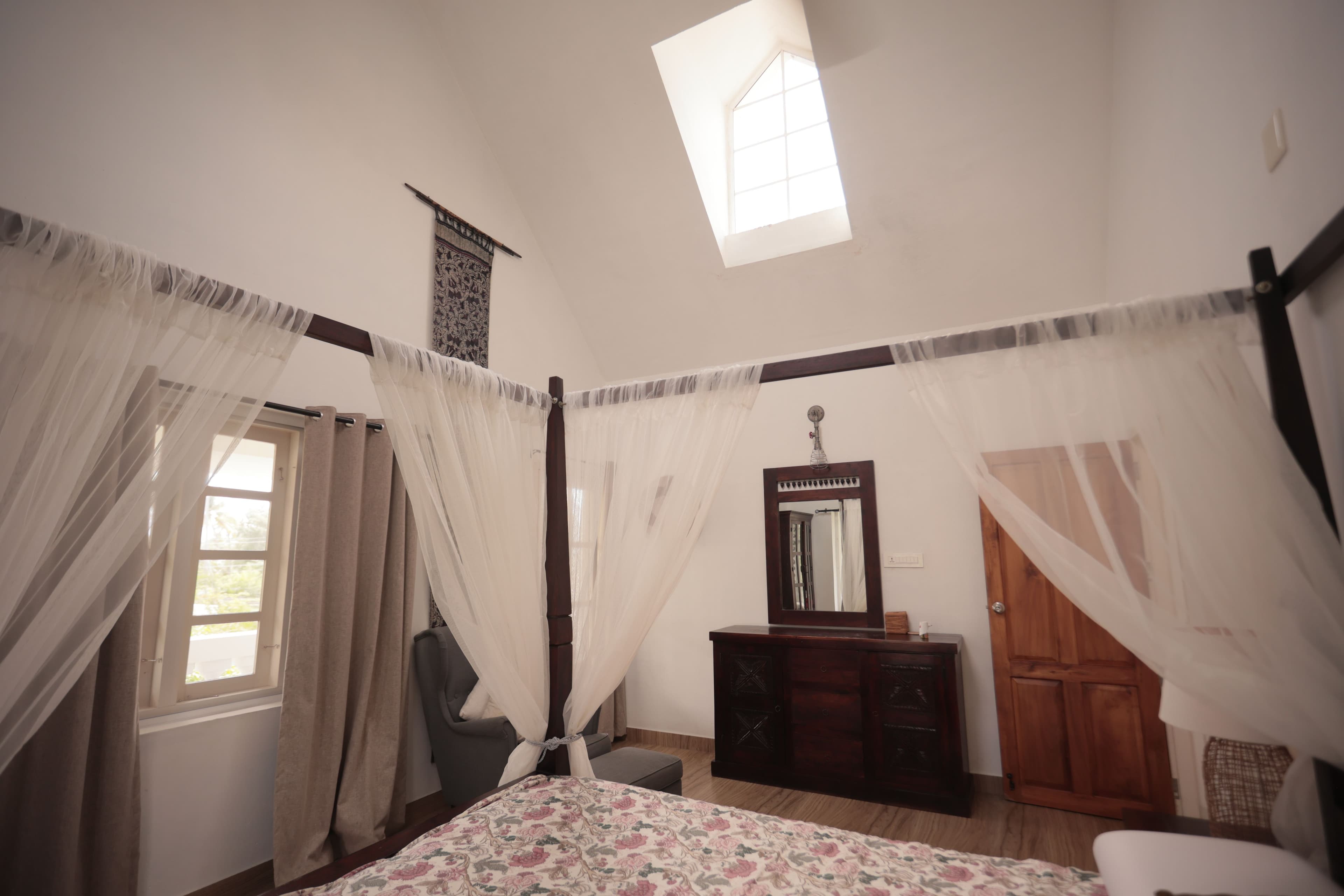 Palliath House |3-BHK With, Living Lounge, Patio, Shared Lawn and 3 Natural Ponds | Near Andhakaranazhi Beach - Image 36