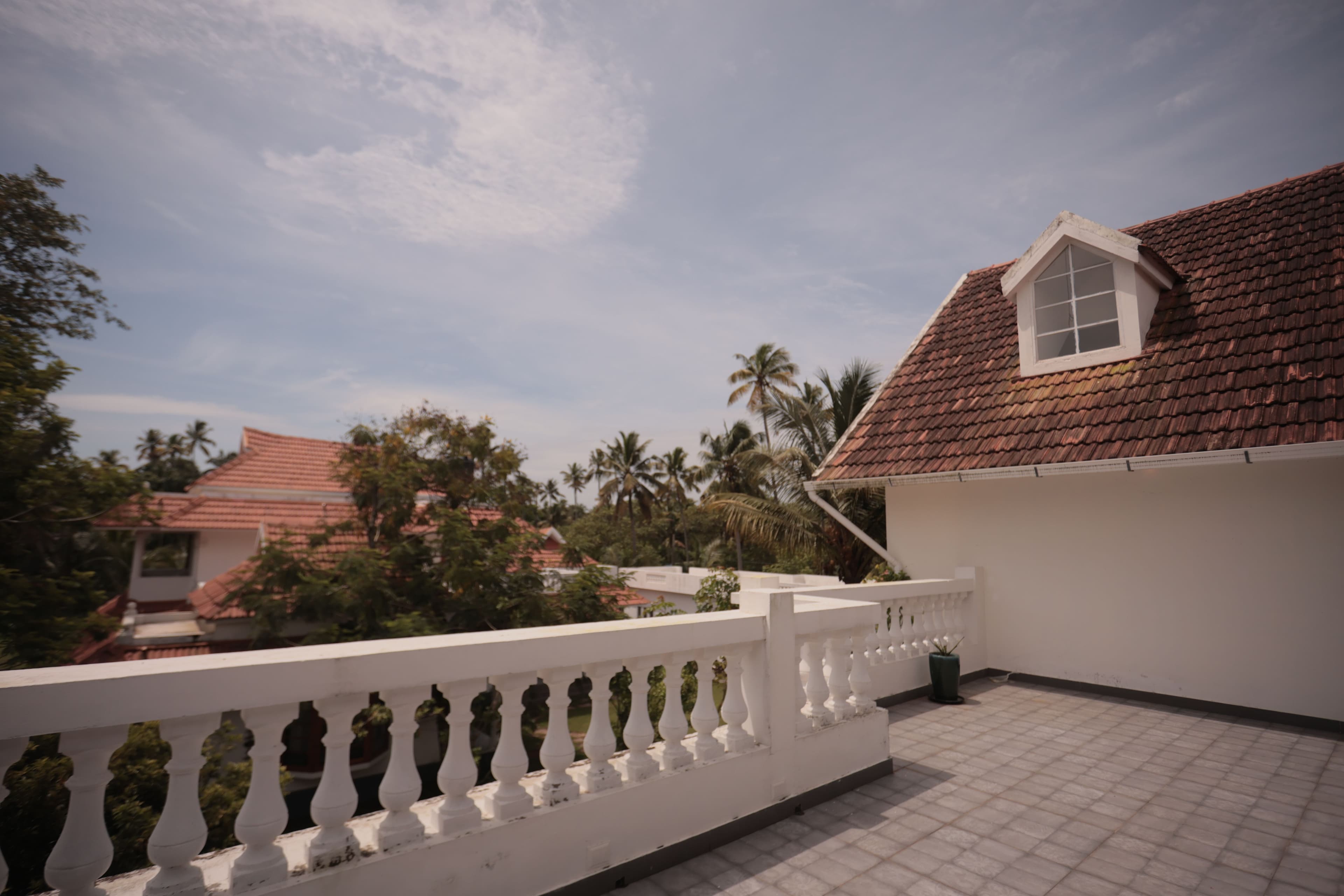 Palliath House |3-BHK With, Living Lounge, Patio, Shared Lawn and 3 Natural Ponds | Near Andhakaranazhi Beach - Image 18