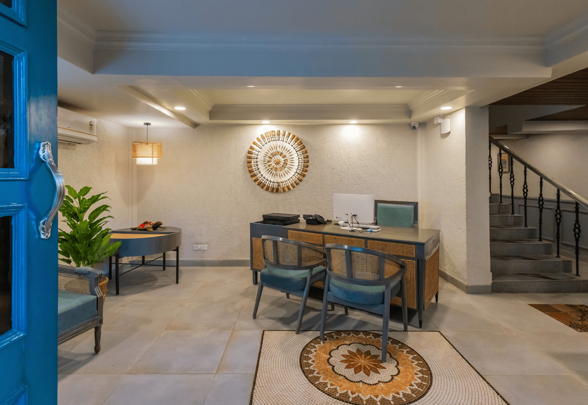 Goan Bliss Deluxe Room | Boutique Resort Stay Near Varca & Benaulim Beaches with Pool, Restro & Library - Image 18