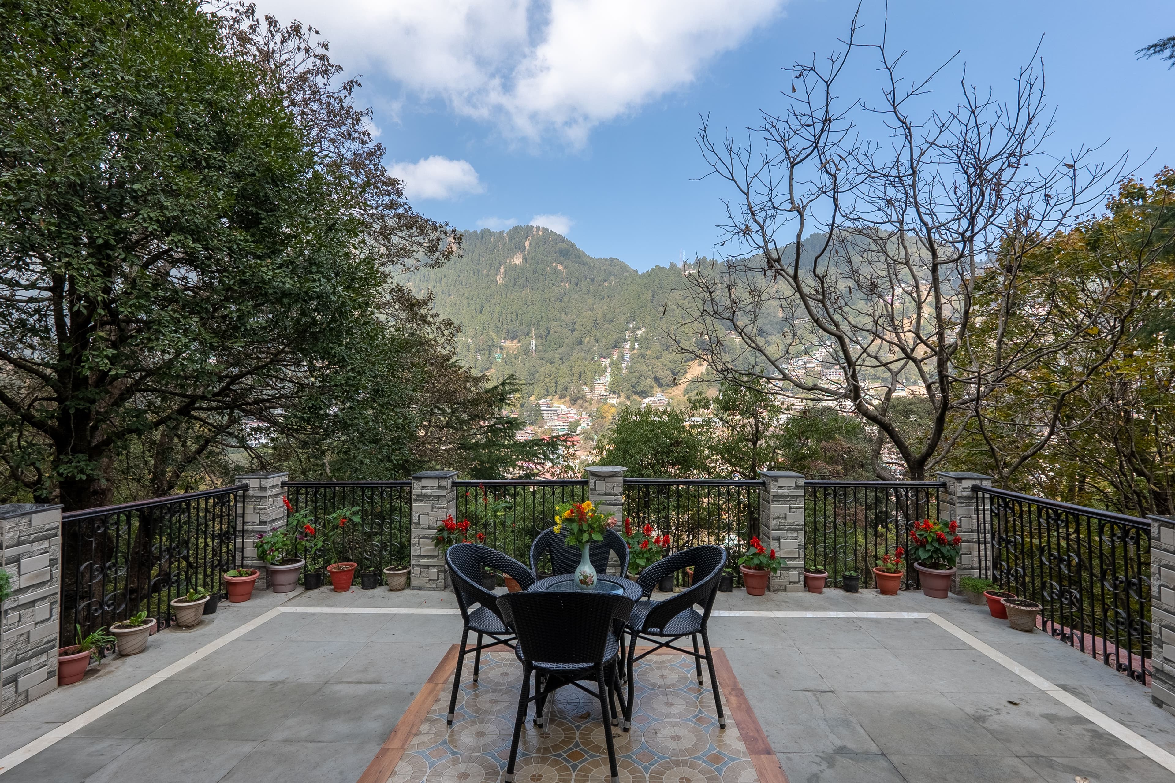 The Hive Cottage Hideout | 1 Room in a Hillside Resort With Restaurant, & Outdoor Seating | Ample Parking - Image 2