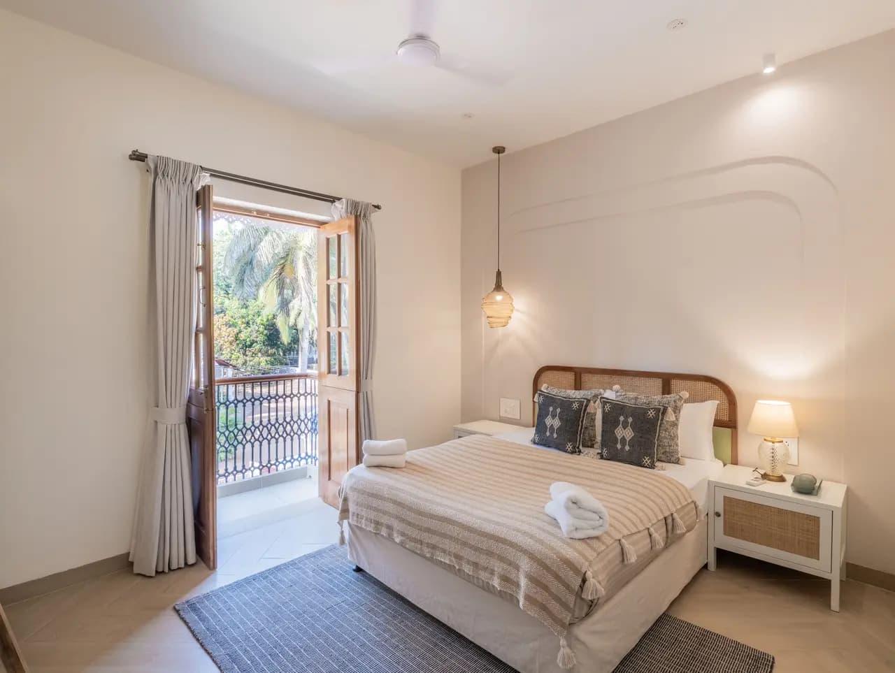 Opalys | 4-BHK | Pvt Pool & Garden | Lift - Image 25