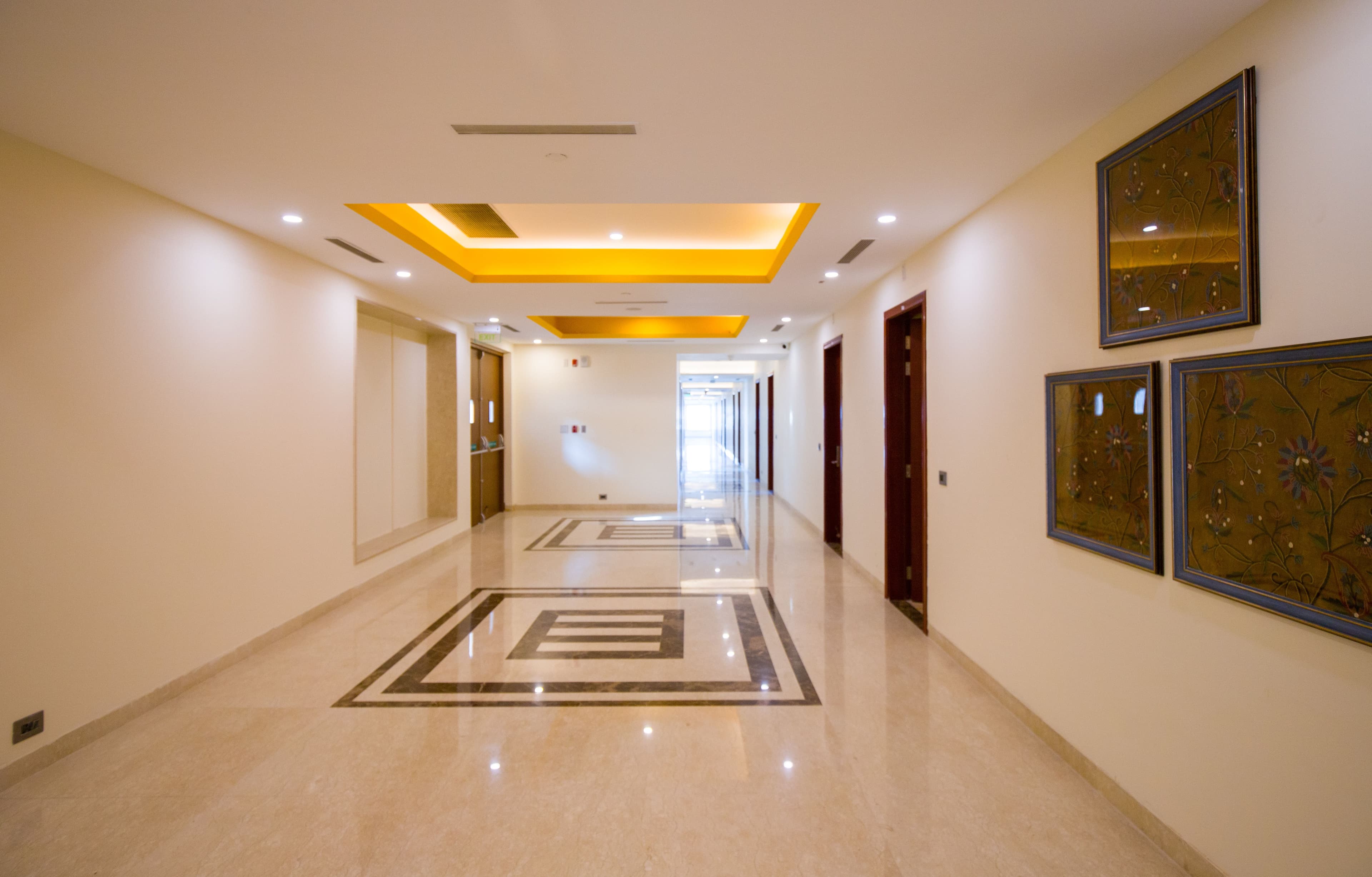 Eternal Oasis Aravali View Suite | Elegant 1-Room With Restaurant & Celebration Venue | Golf Course Road - Image 8