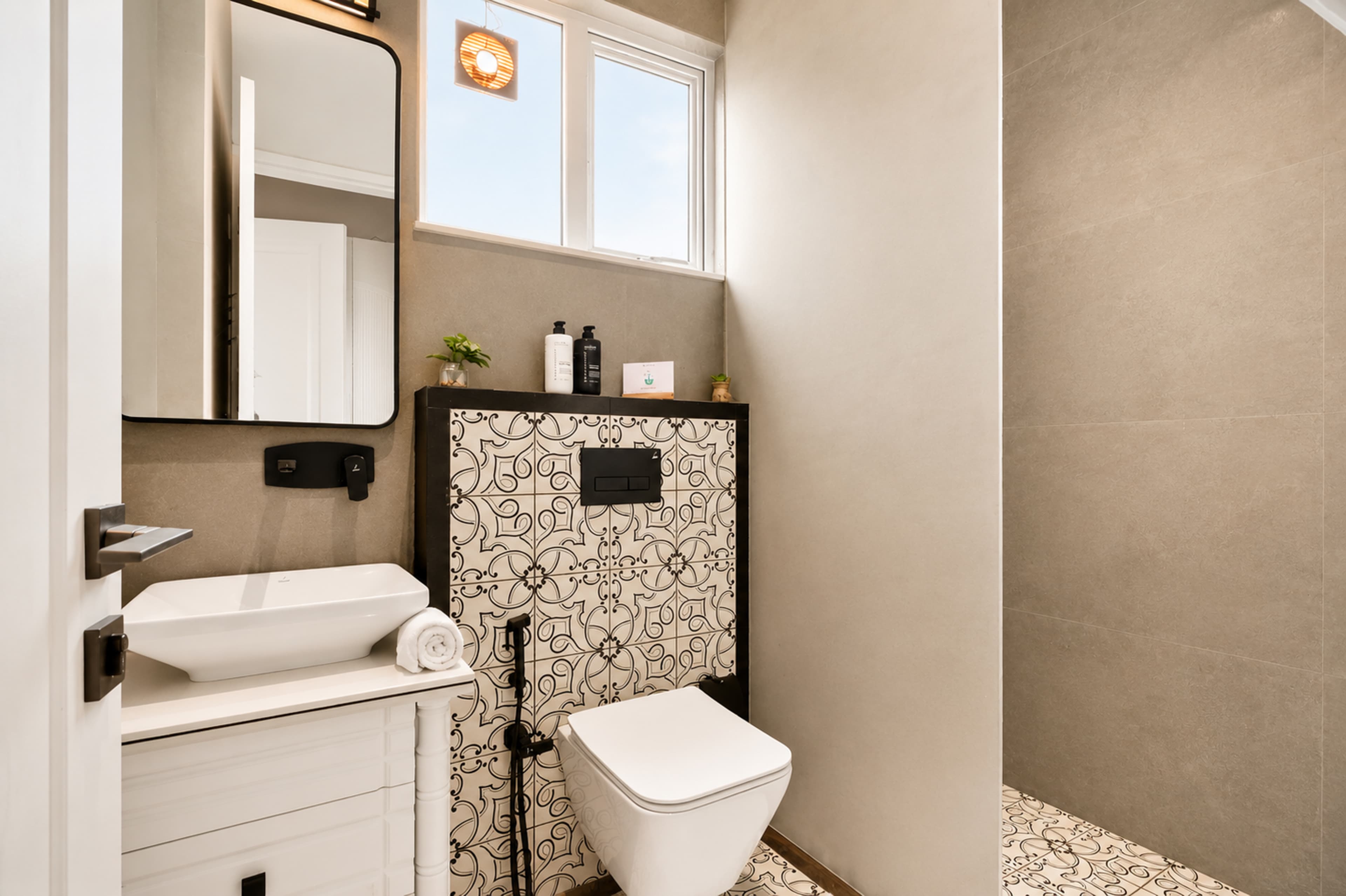 Kalyan Mansion Cosmos | Premium 3-BHK Penthouse with Lift, Lounge and Scenic Viewpoints - Image 35